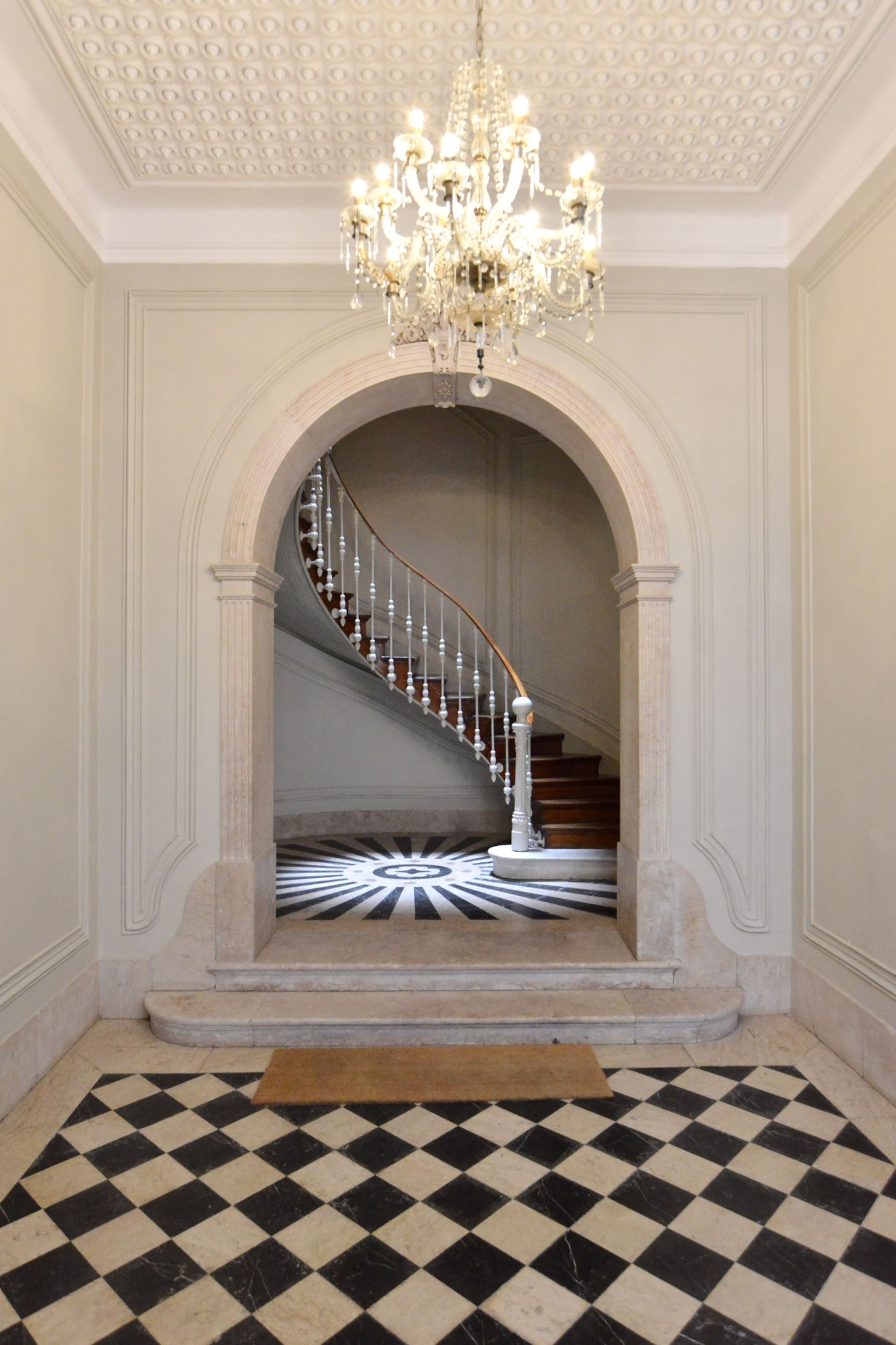 Big Stunning Apt - Best Possible Location - Chiado 24