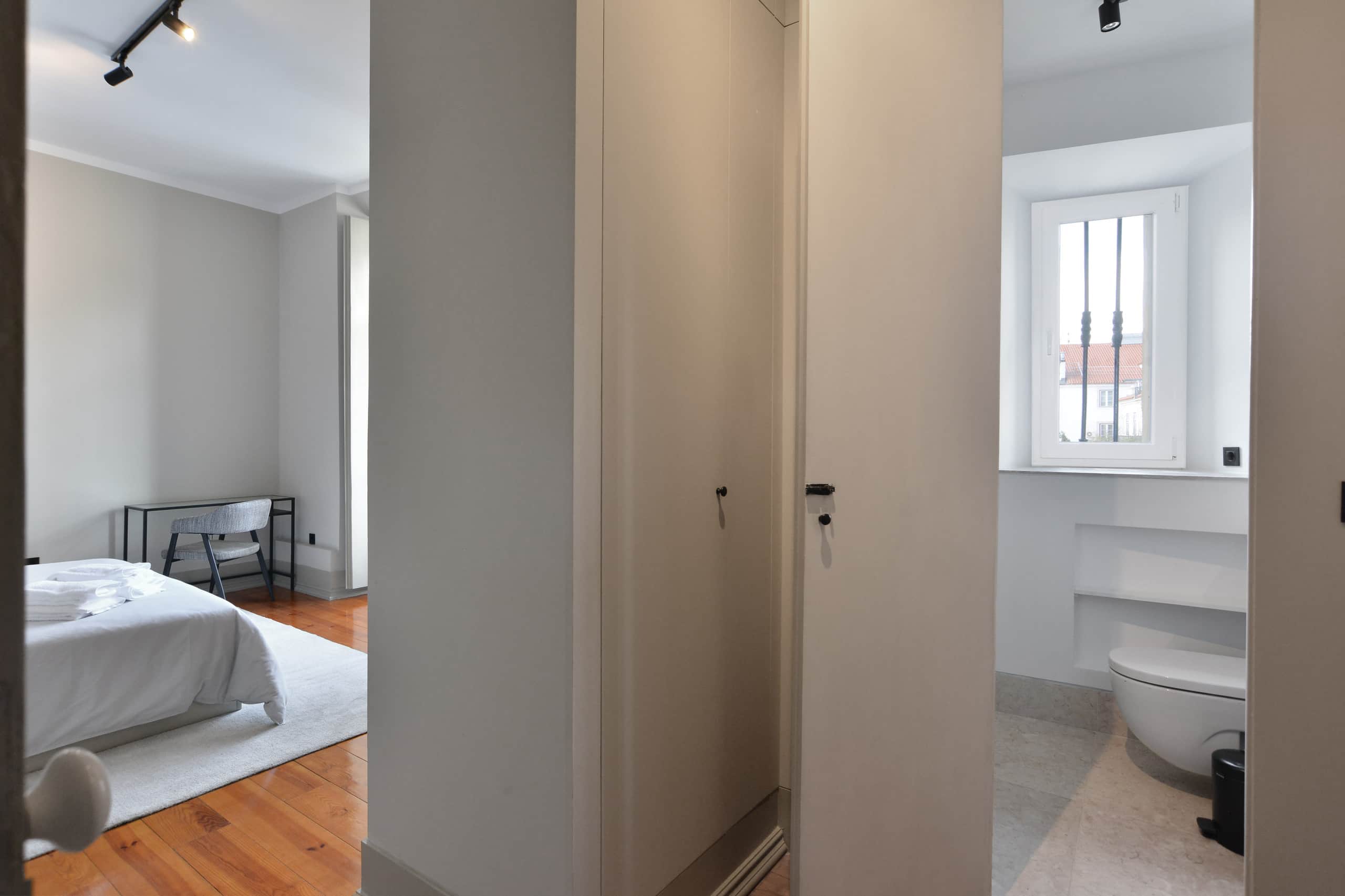 Big Stunning Apt - Best Possible Location - Chiado 11