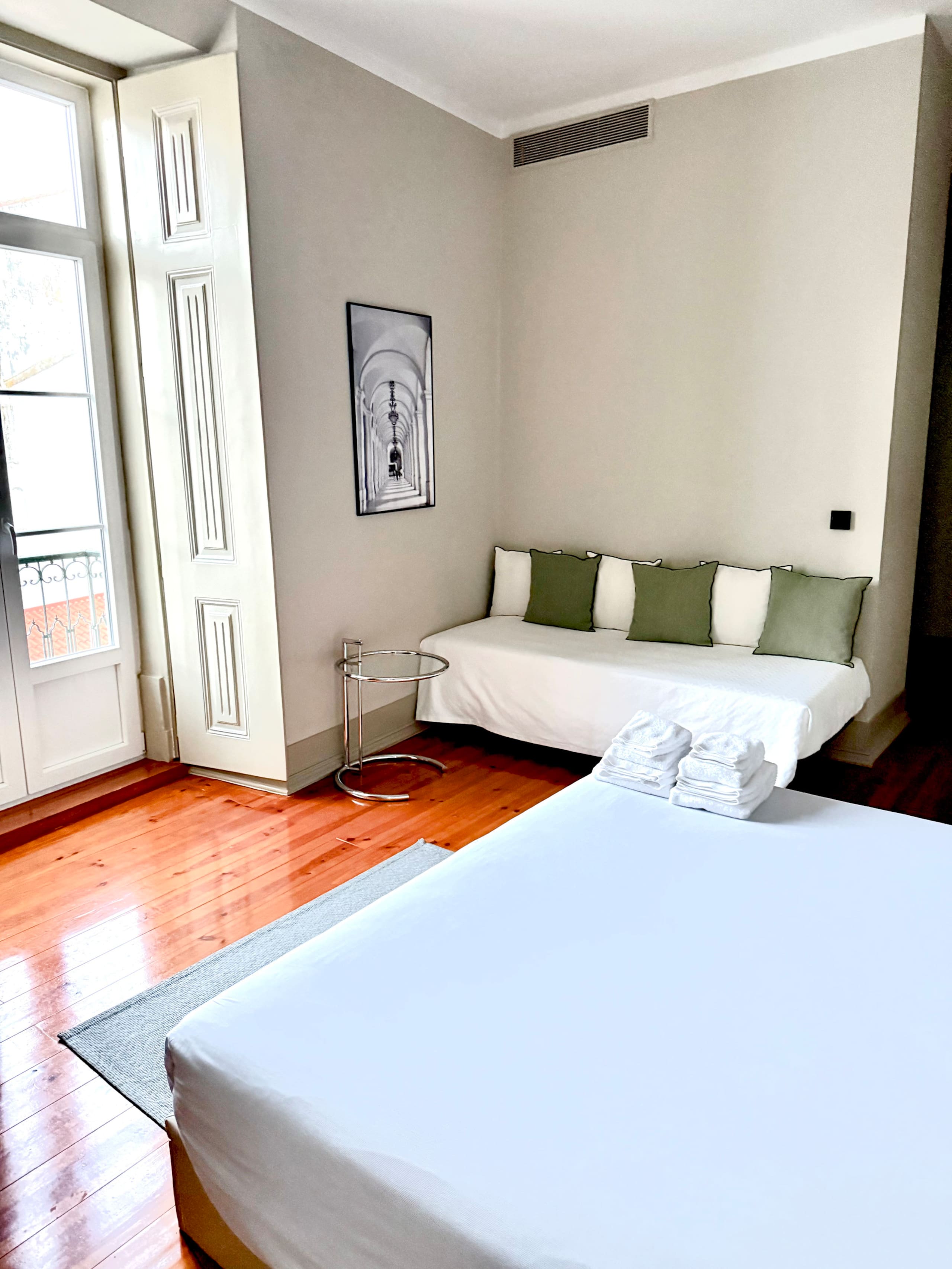 Big Stunning Apt - Best Possible Location - Chiado 12