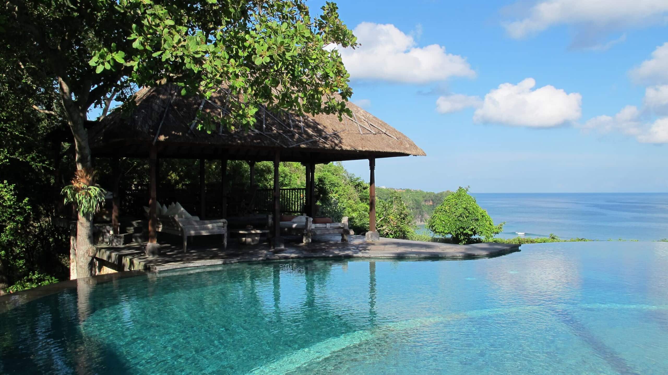 A Stunning Private Estate in Uluwatu, Bali 26