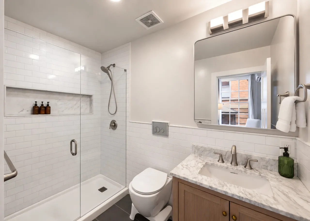 Airy, Elegant 1bd Apartment, Steps from Everything 20