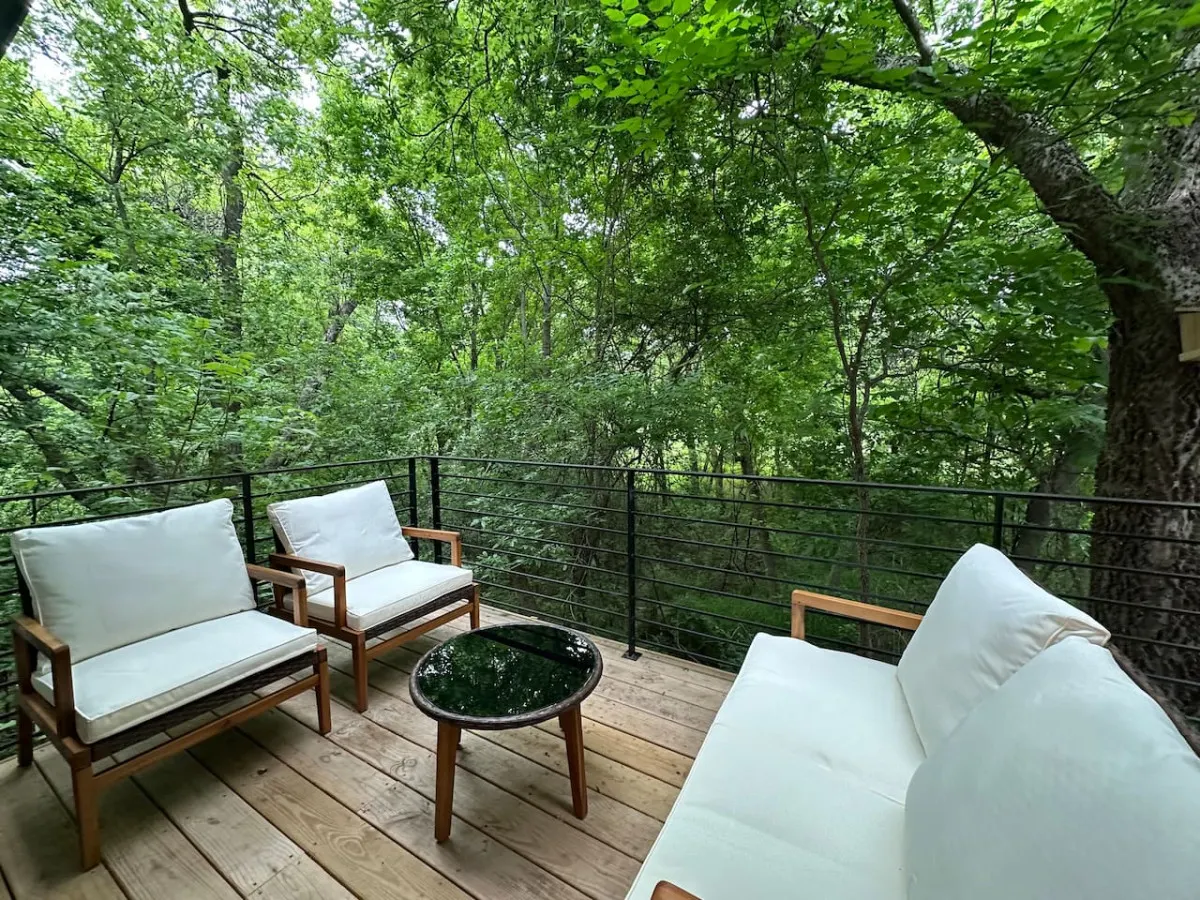 Wellness Retreat, Cold Plunge, Sauna, & Greenbelt — photo 3