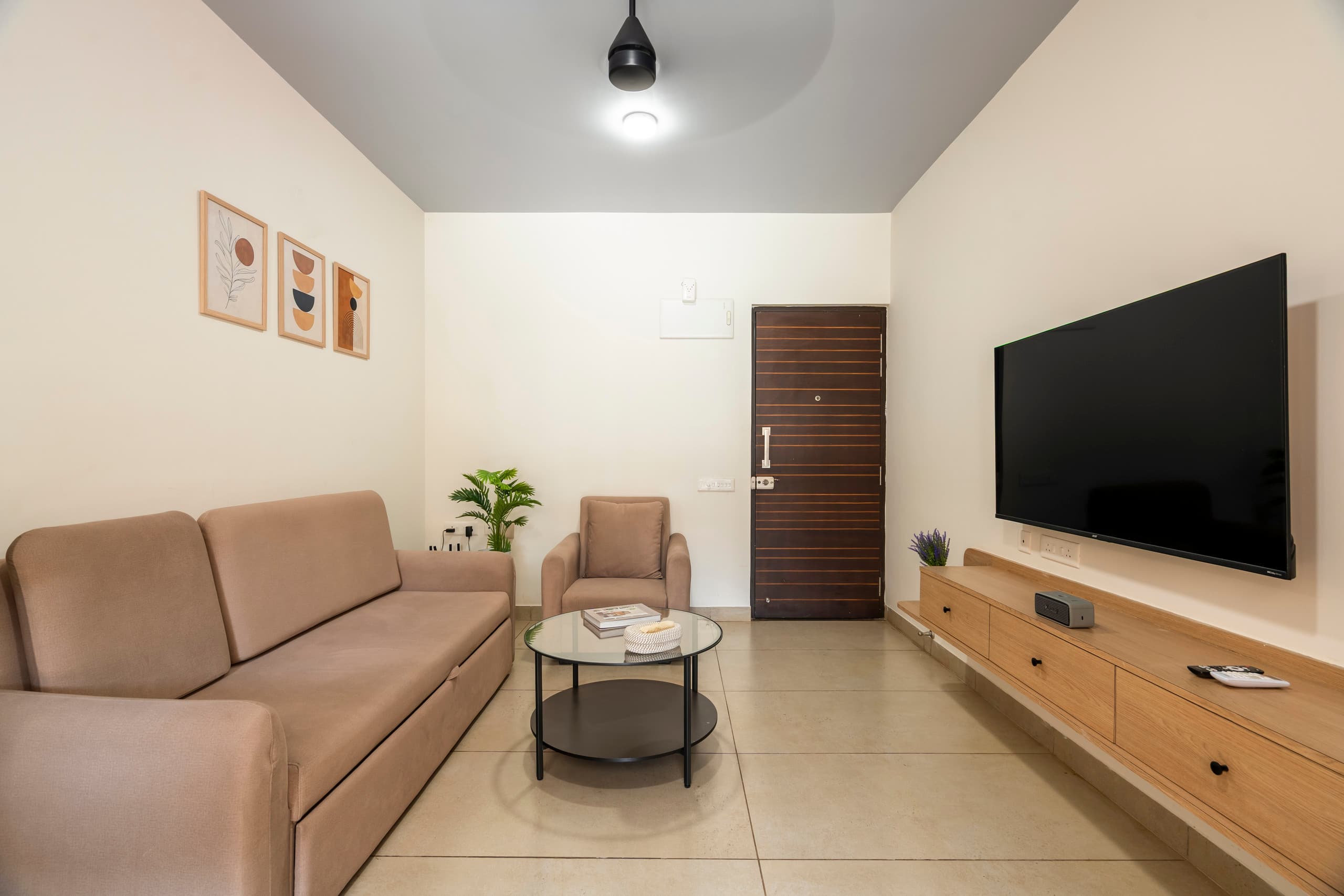 Stylish 1BHK in Siolim | Pool & Gym | Near Vagator 17