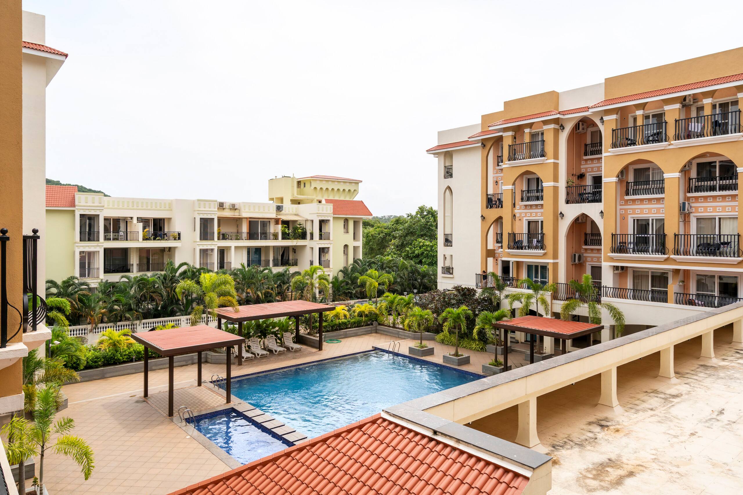Stylish 1BHK in Siolim | Pool & Gym | Near Vagator 8