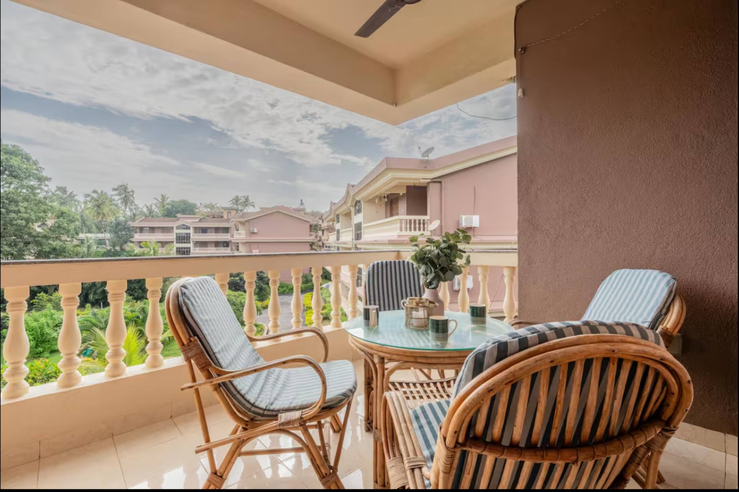 CASA NEST GOA~2bhk-2WC Balcony Pool Beach Wifi 21