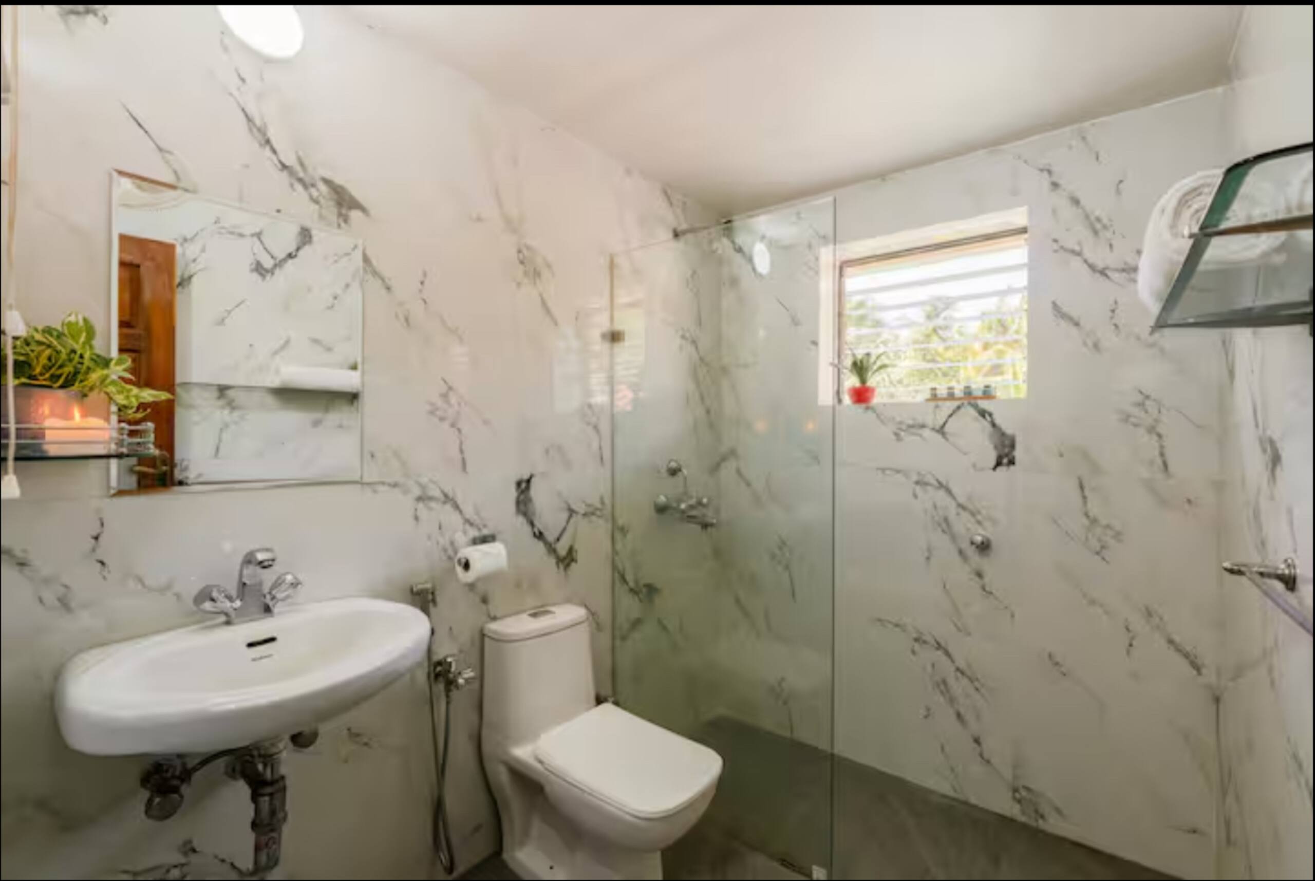 CASA NEST GOA~2bhk-2WC Balcony Pool Beach Wifi 19
