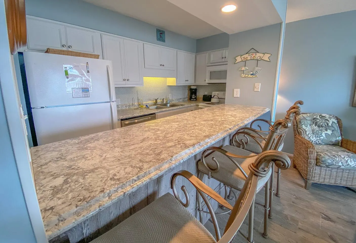 Sunswept 103-Beachfront Condo with amazing views — photo 5