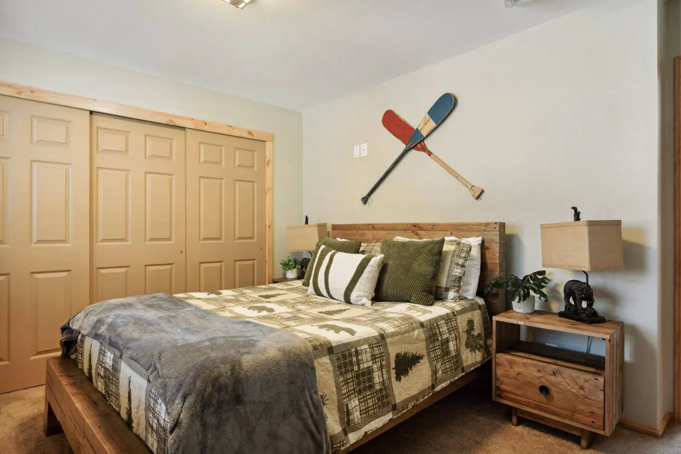 Mellow Mountain Hideaway, Hot Tub and Firepit 13