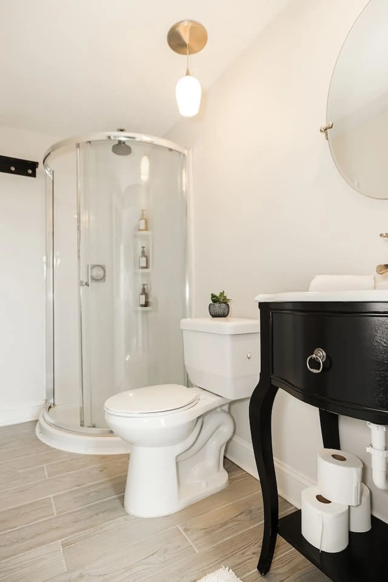 Lux 4BR Townhome City Views Private Balconies 12