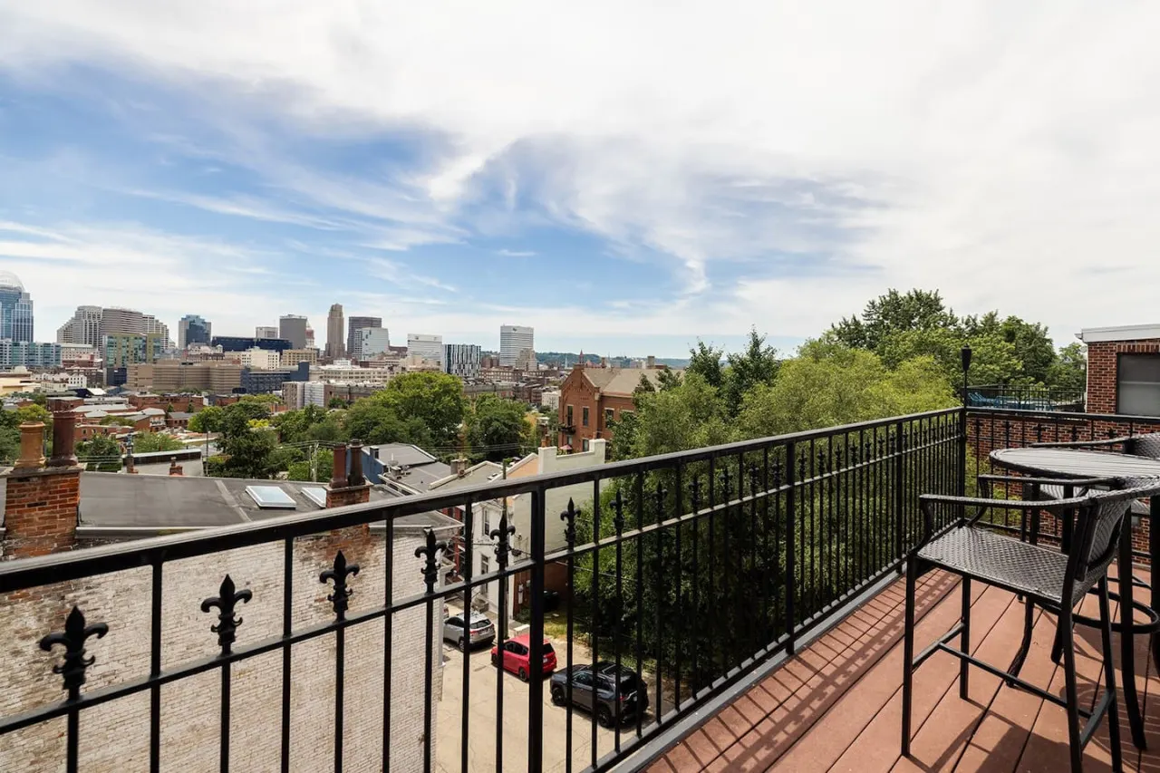 Lux 4BR Townhome City Views Private Balconies 17