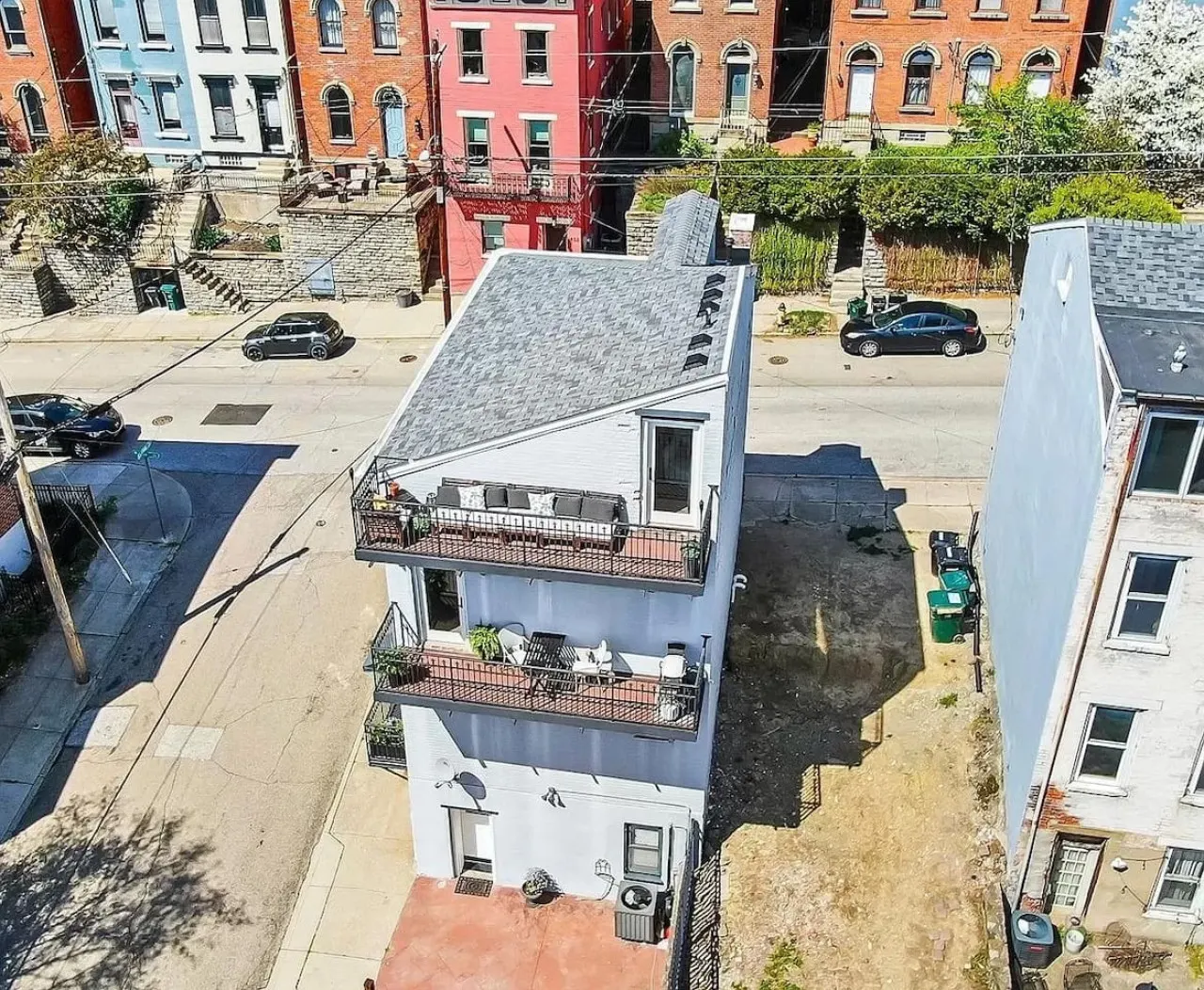 Lux 4BR Townhome City Views Private Balconies 7