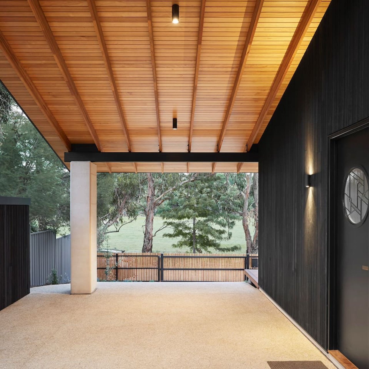 Ukiyo House “The Floating World” 6