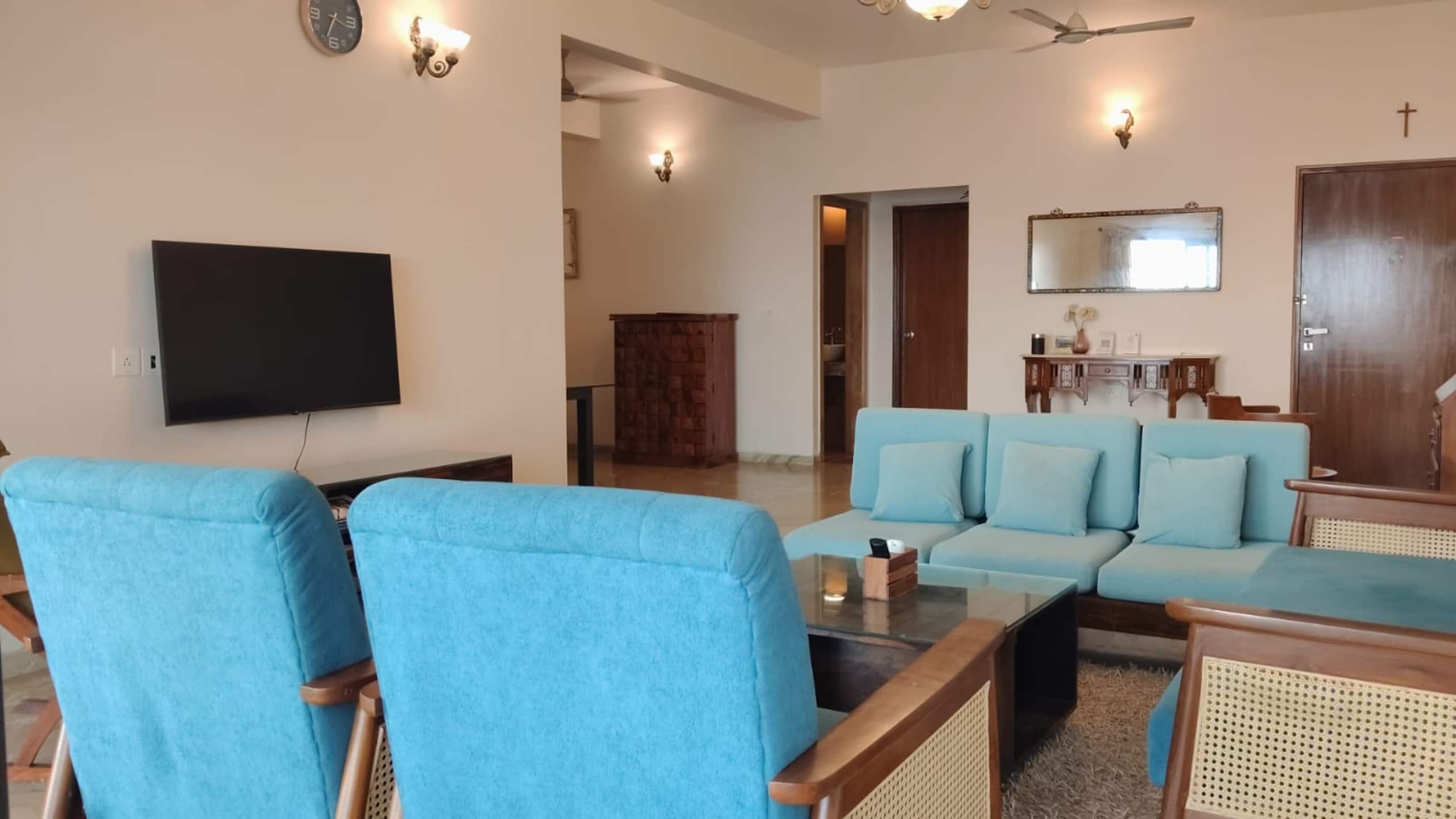 Stelliam's Lux 3bhk sea facing Apartment in Panjim 11