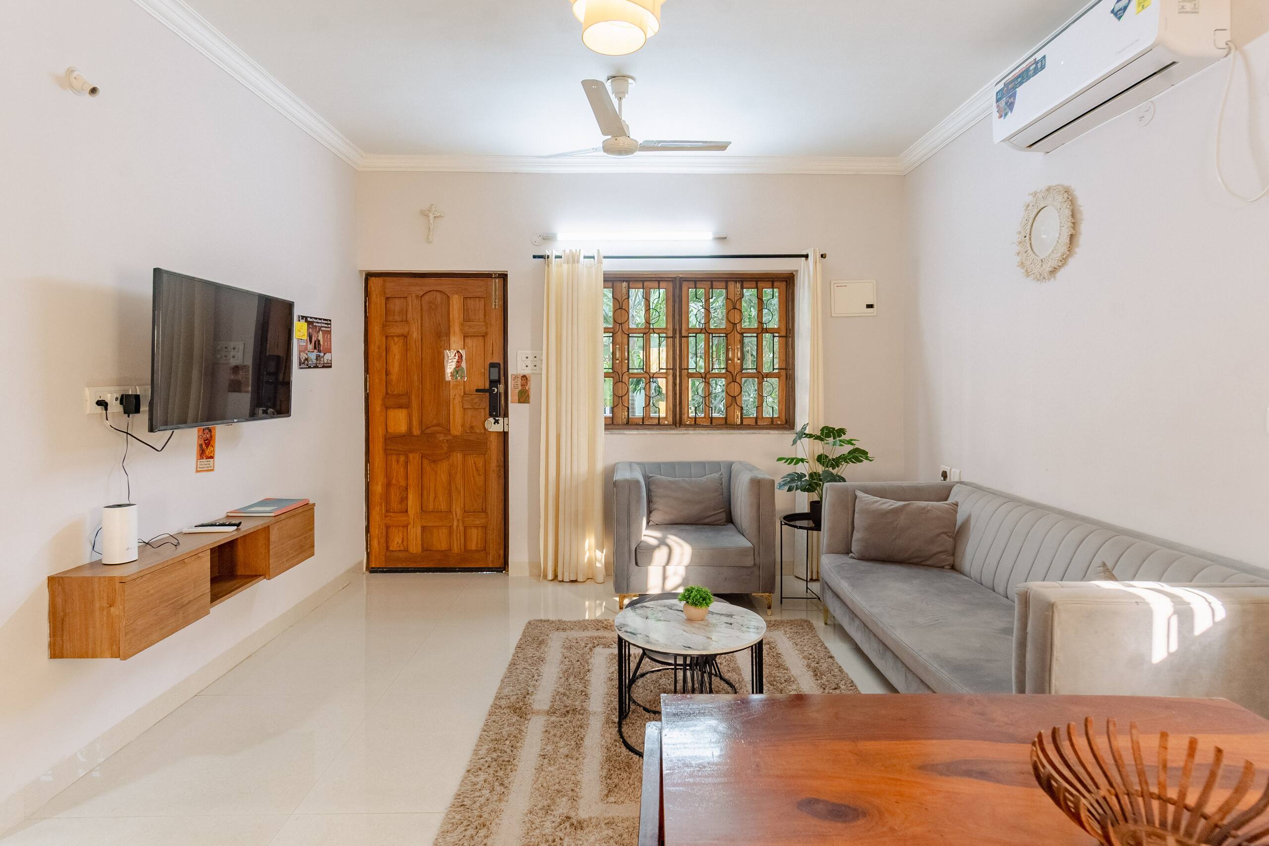 Panaroma by Akaya Collective | 3BHK 4 min to Beach 10
