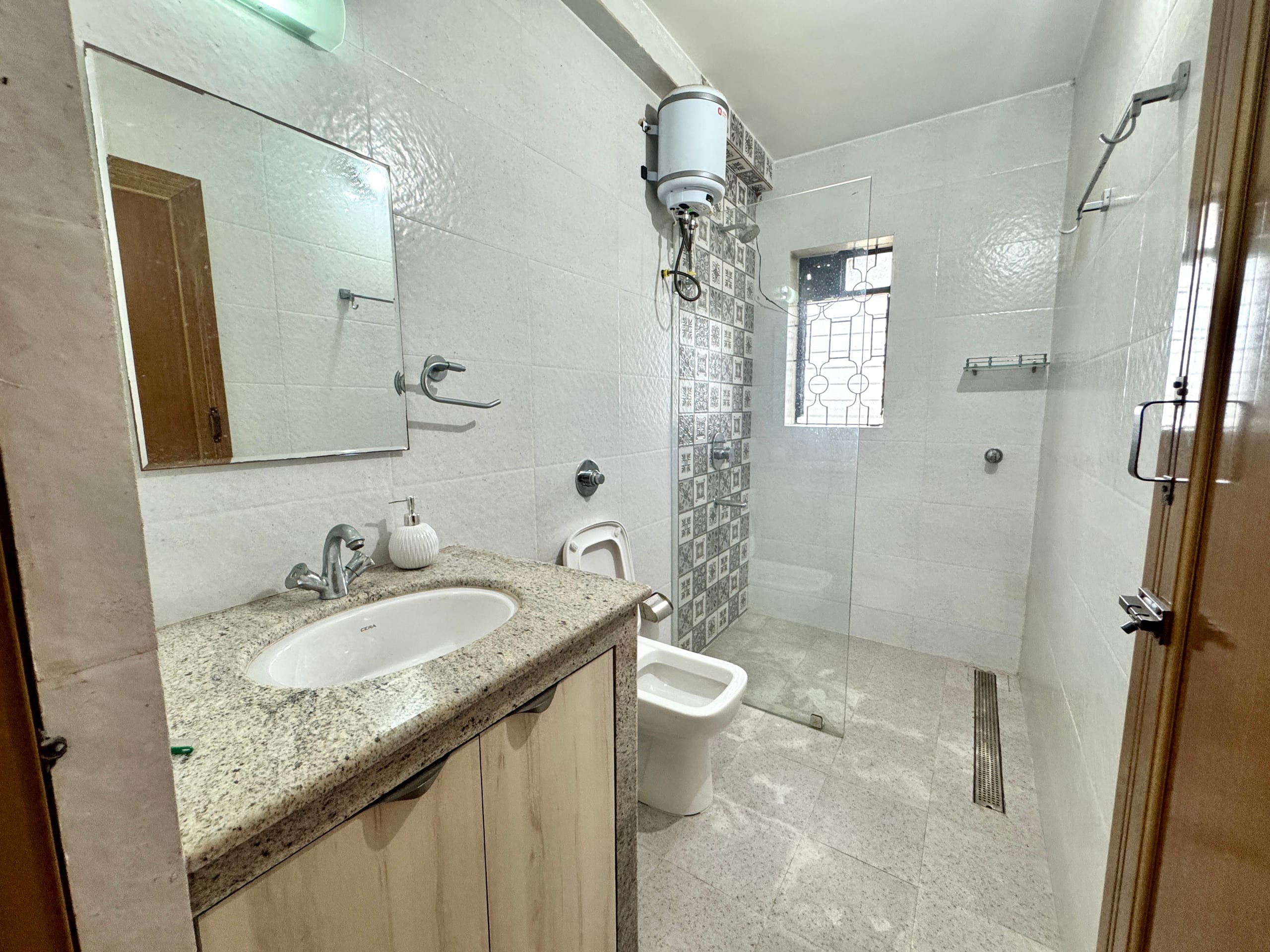 Panaroma by Akaya Collective | 3BHK 4 min to Beach 27