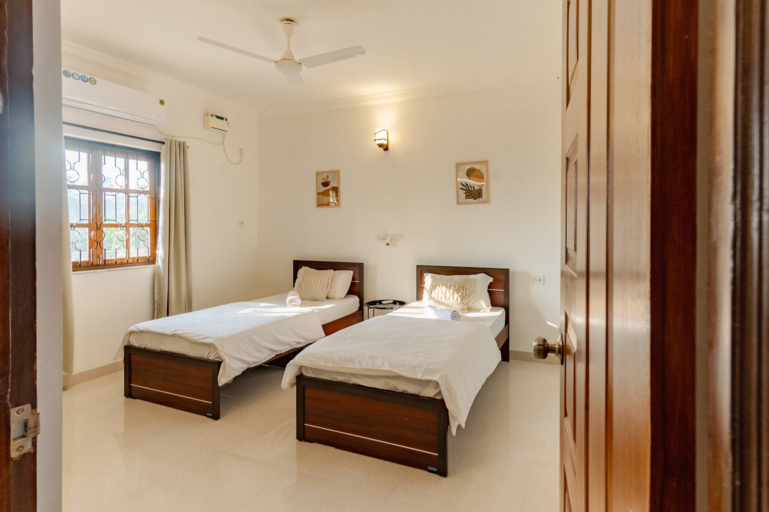 Panaroma by Akaya Collective | 3BHK 4 min to Beach 22