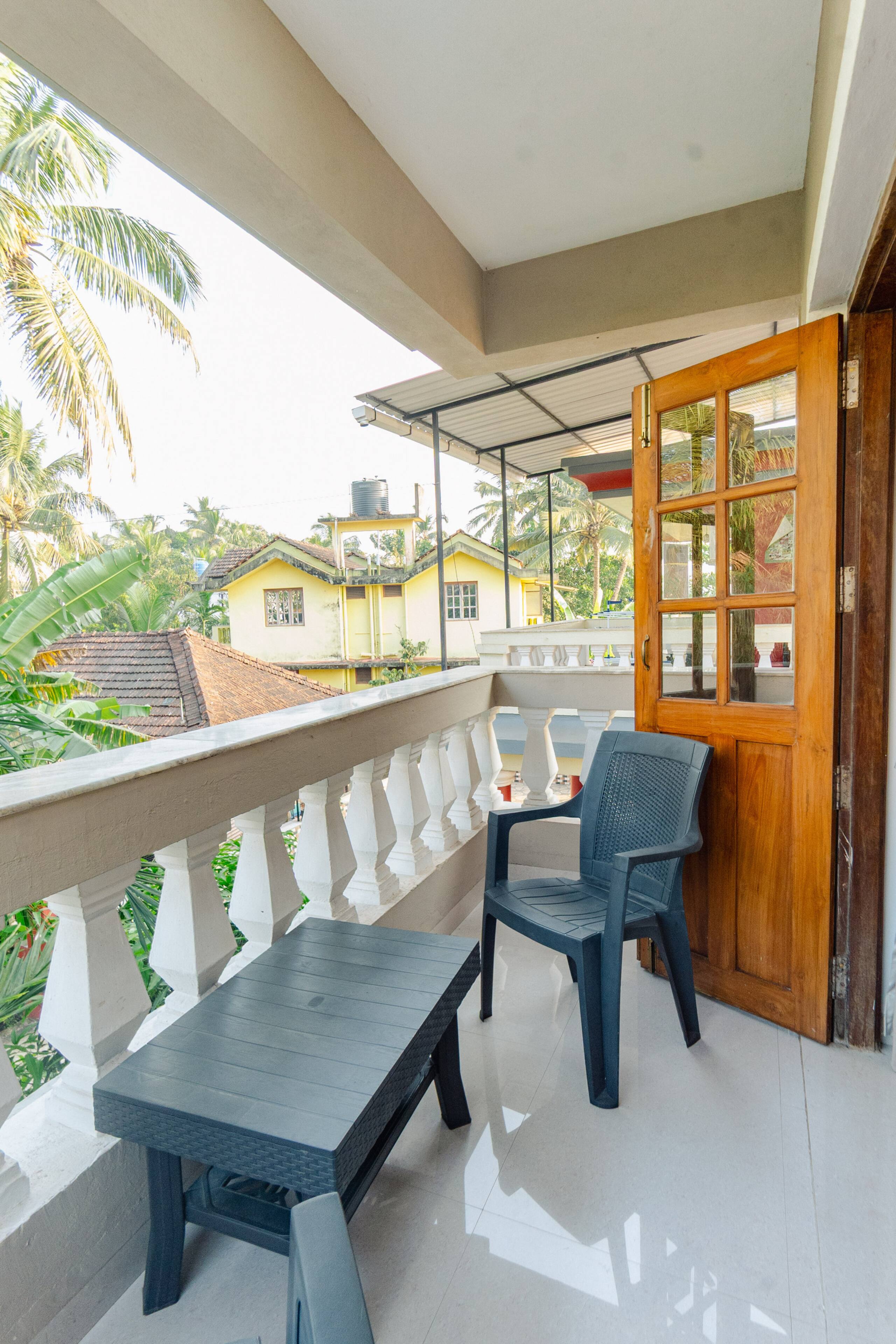 Panaroma by Akaya Collective | 3BHK 4 min to Beach 39