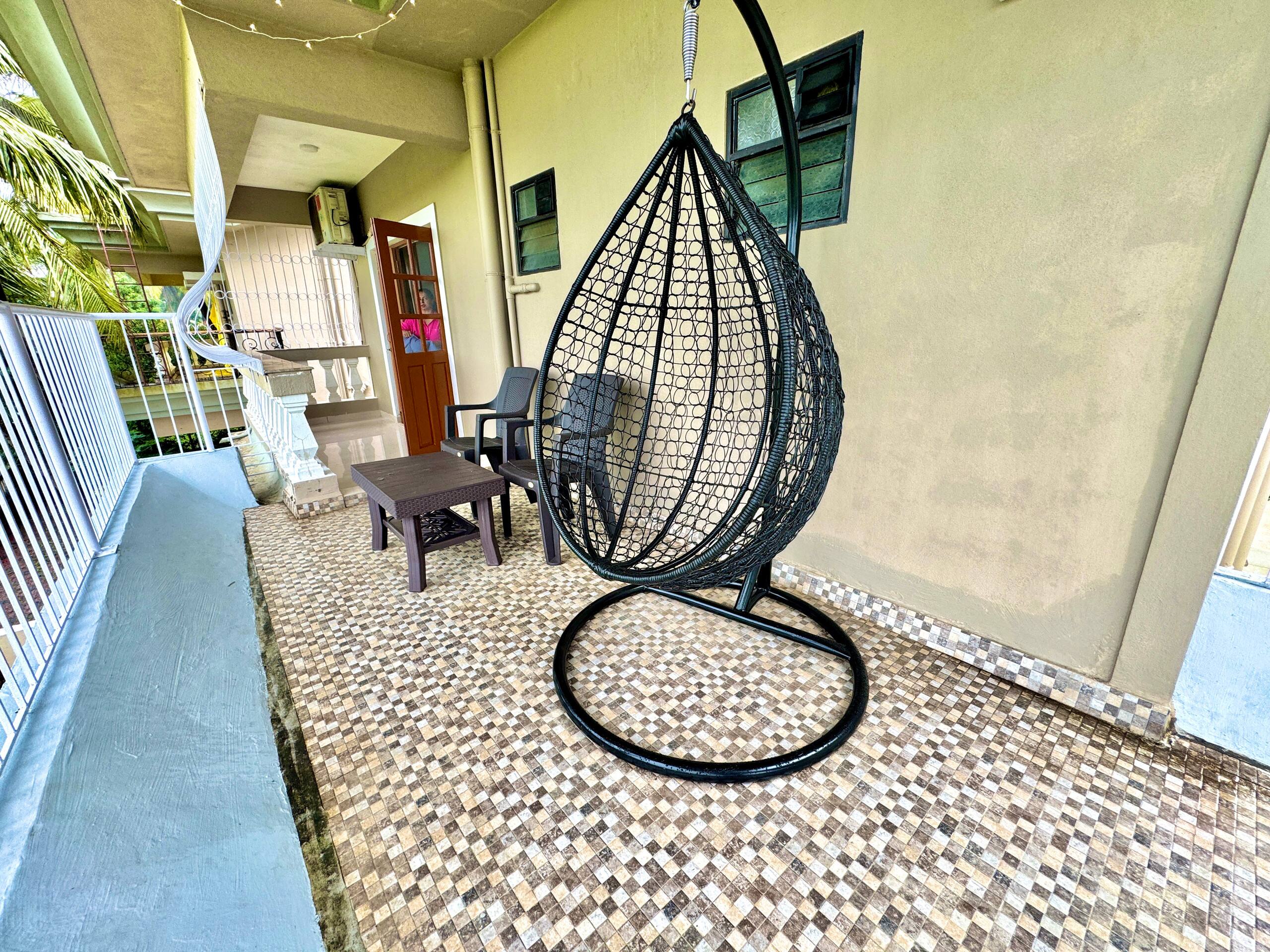 Panaroma by Akaya Collective | 3BHK 4 min to Beach 40