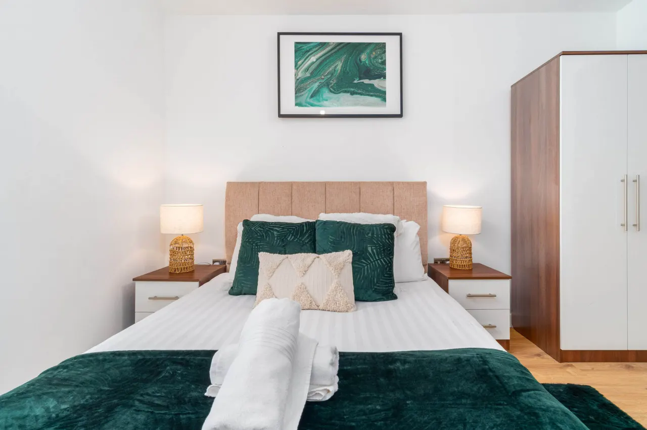 Two Bedroom City Centre Apartment - JQ - Fast WiFi - Netflix 10