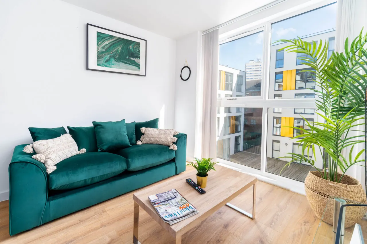 Two Bedroom City Centre Apartment - JQ - Fast WiFi - Netflix 5