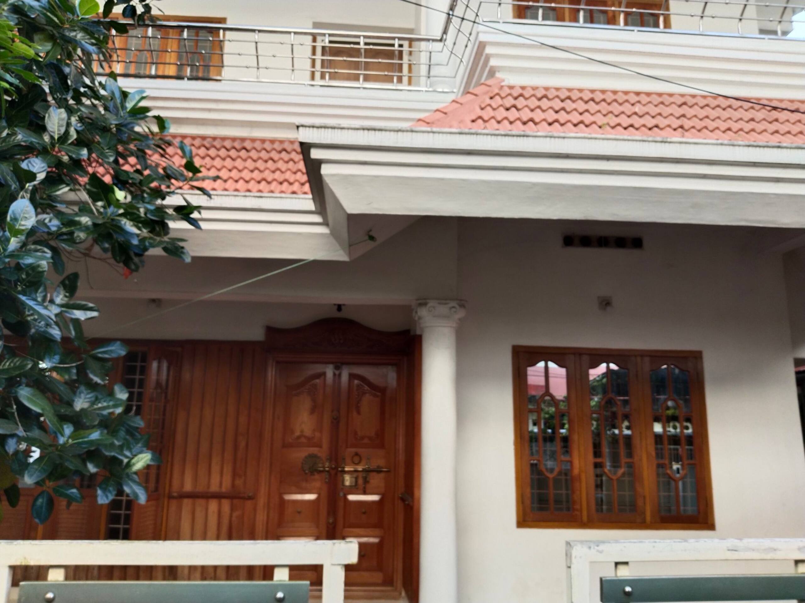Full AC 4bhk townhouse, 10 mins from airport 7