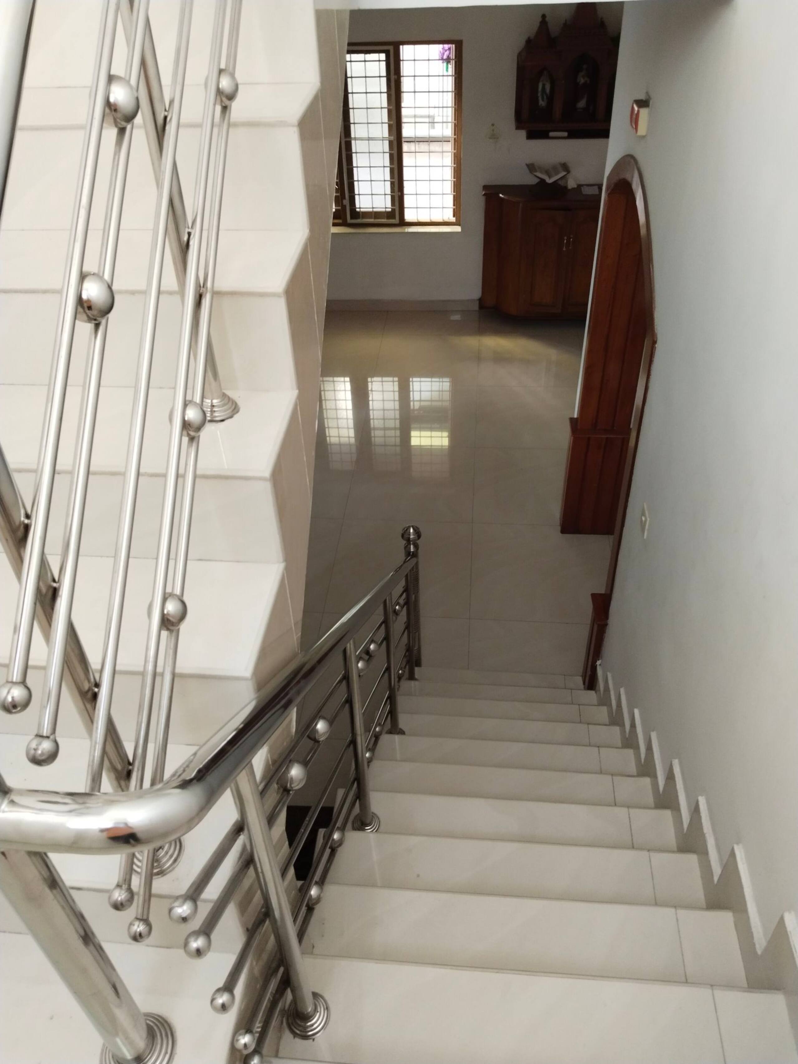 Full AC 4bhk townhouse, 10 mins from airport 35
