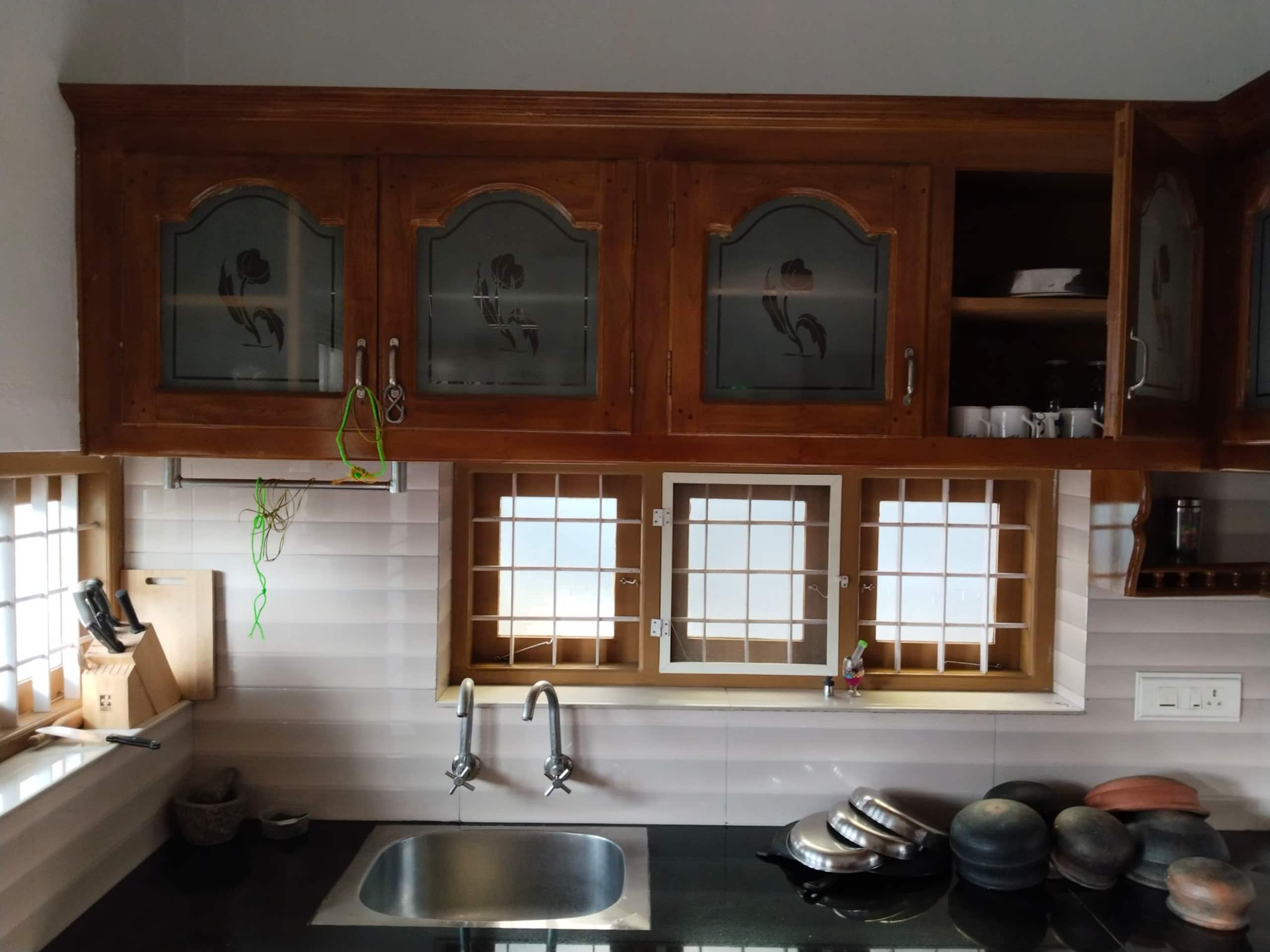 Full AC 4bhk townhouse, 10 mins from airport 12
