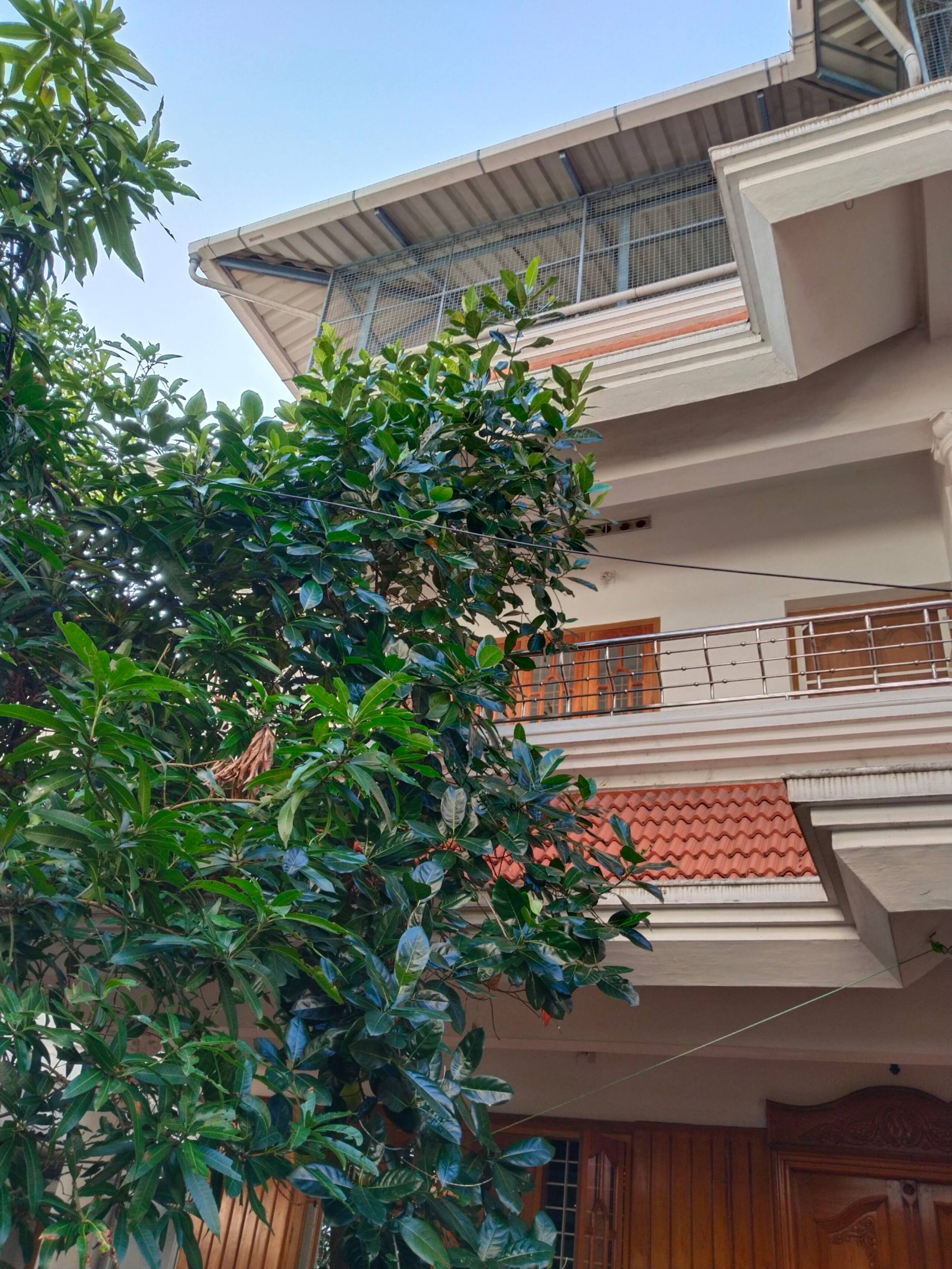 Full AC 4bhk townhouse, 10 mins from airport — photo 2
