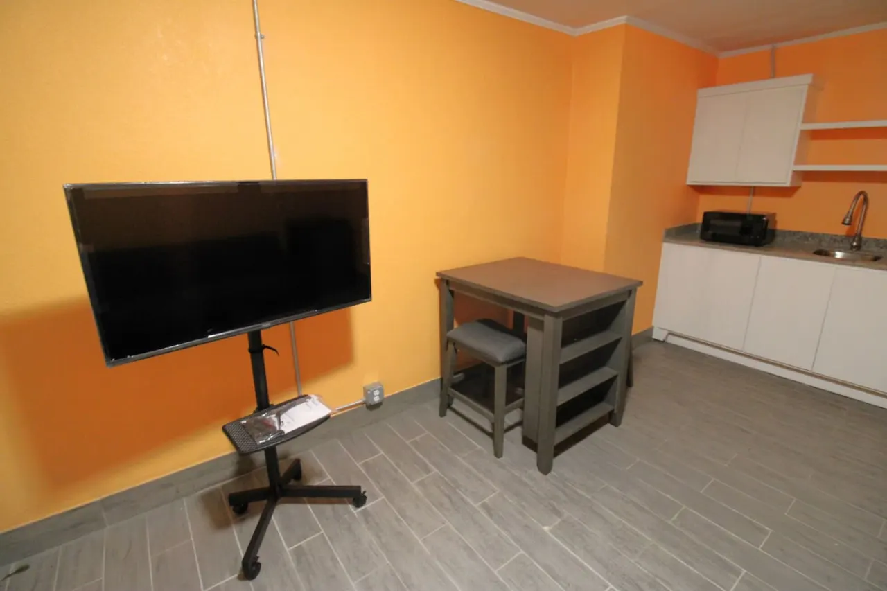 The Arkansas at 1611 Residences 7