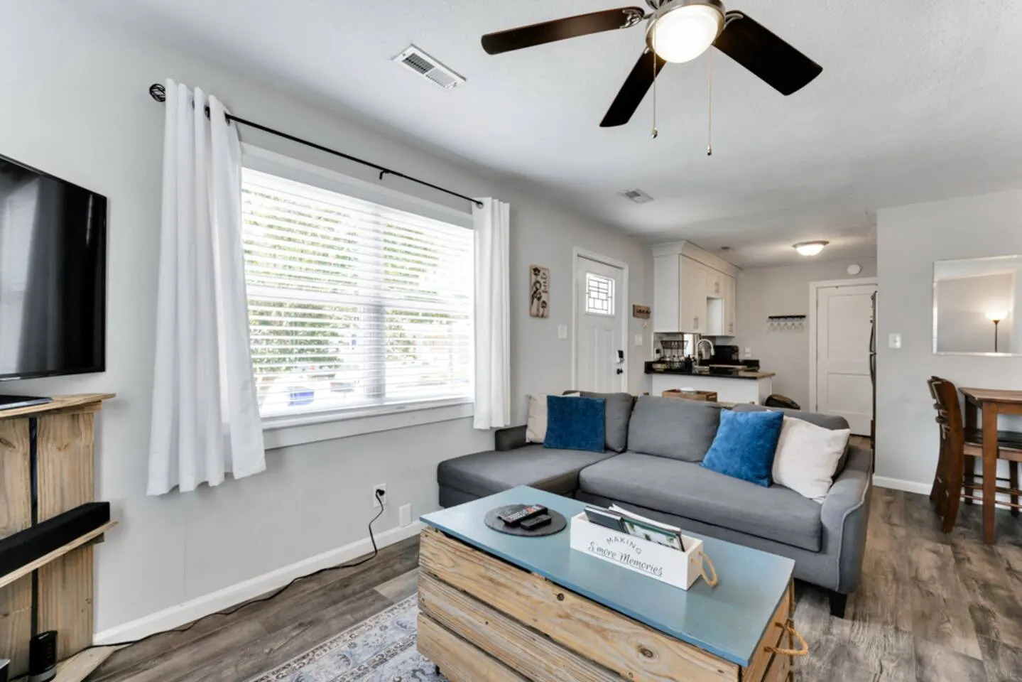 Norfolk Coastal Cottage • Beach + Fenced Yard — photo 3