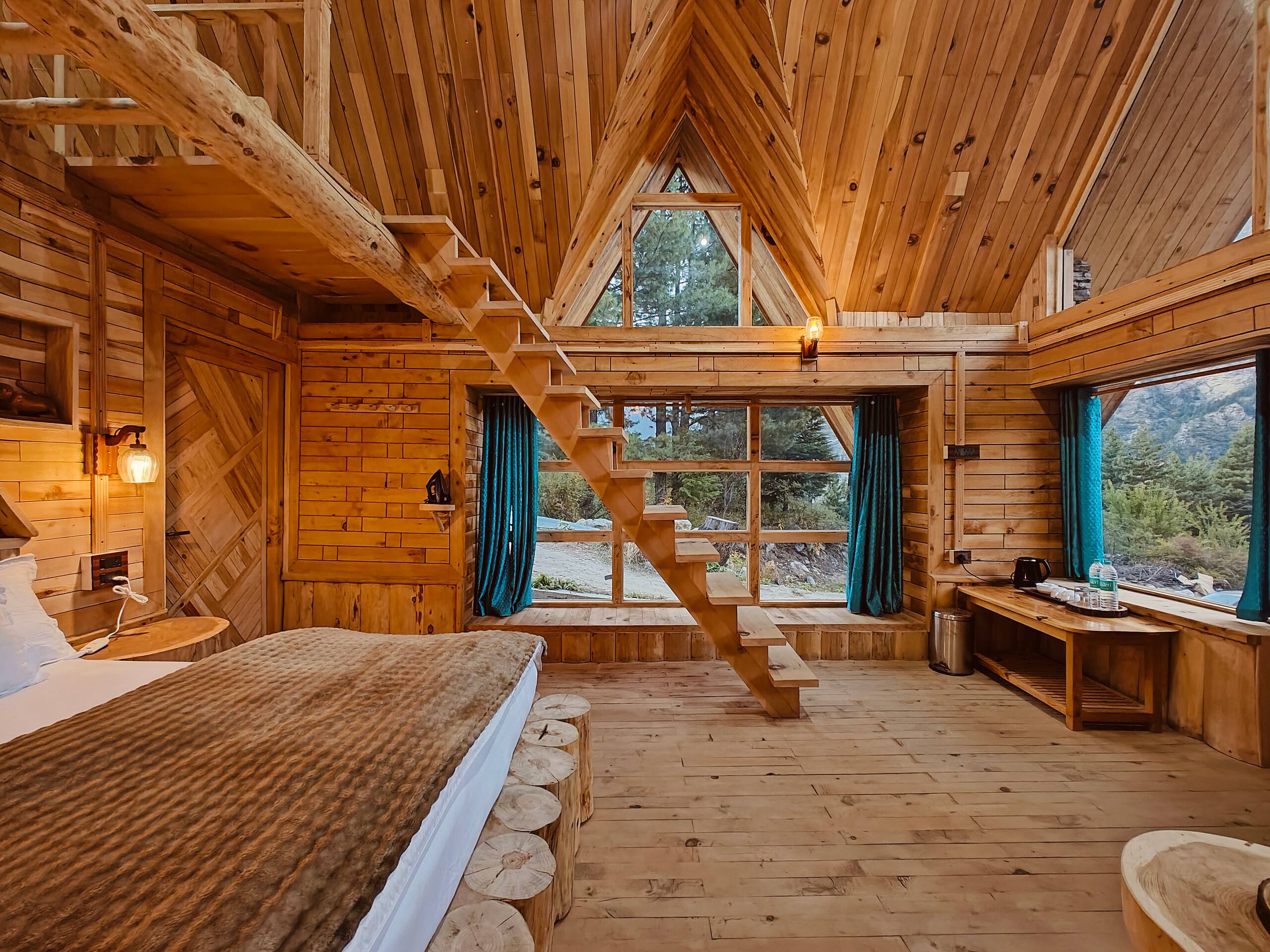 Luxury Chalet with Woodstove in Sangla — photo 3