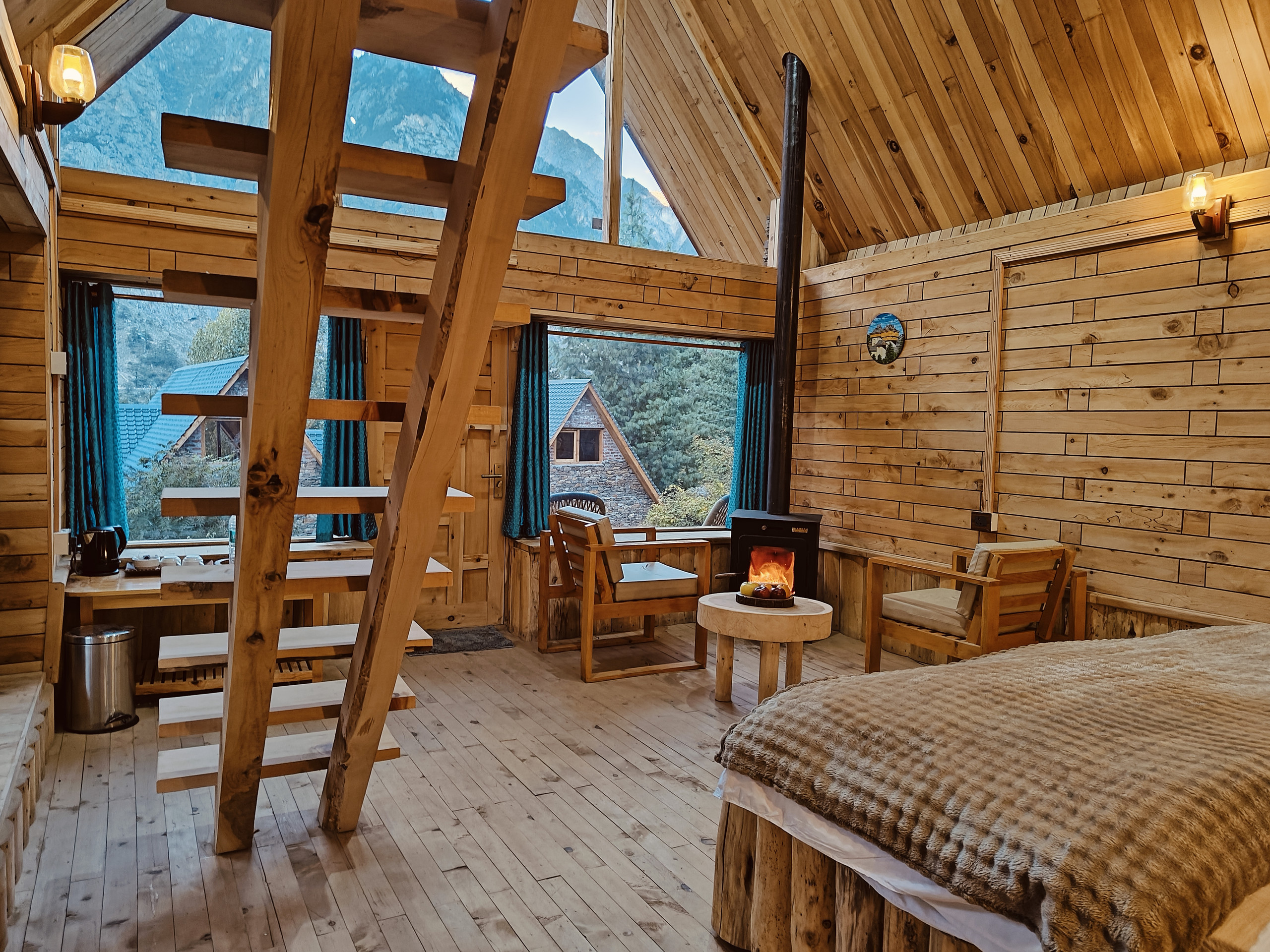 Luxury Chalet with Woodstove in Sangla — photo 5