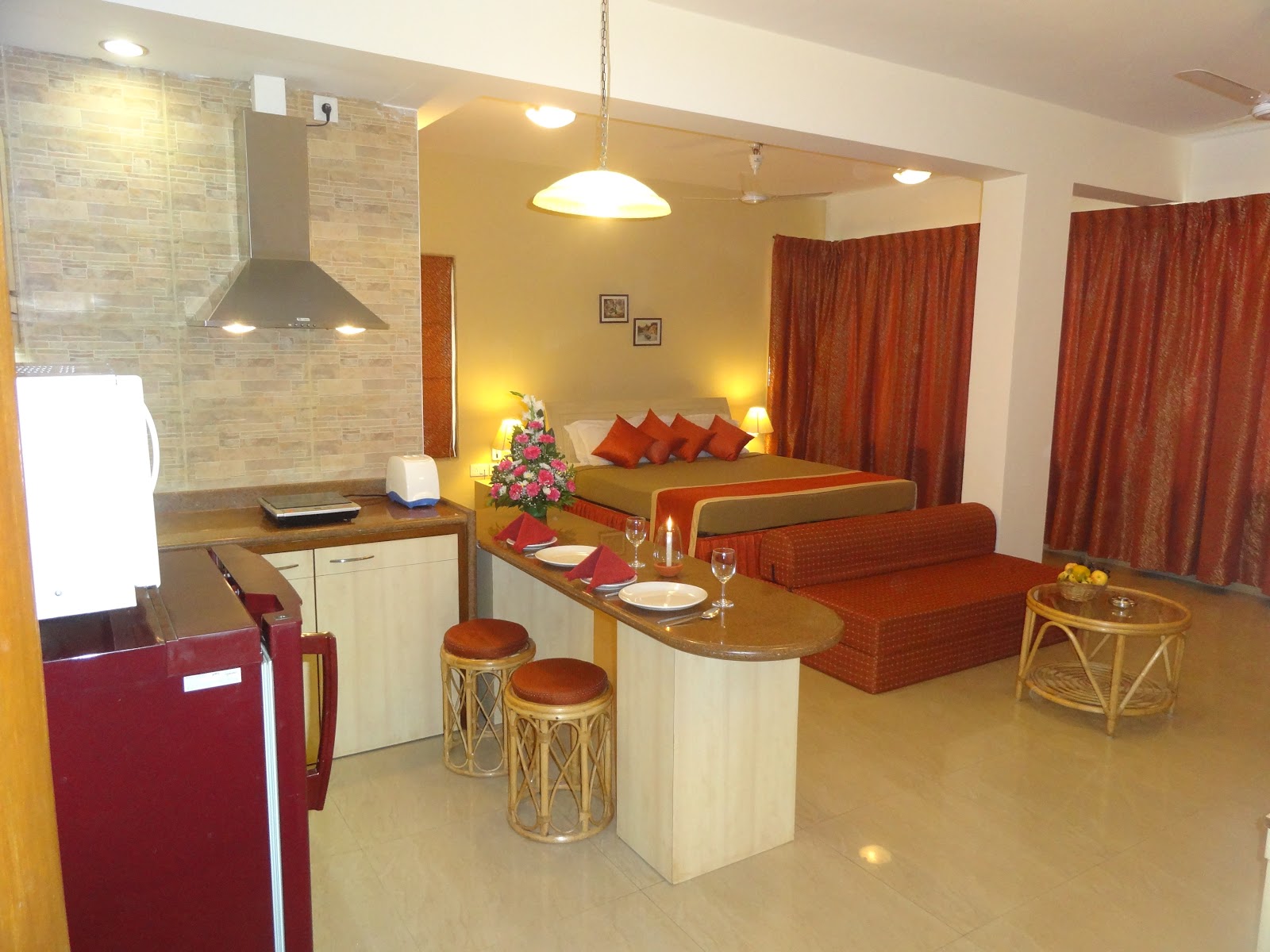 Casa Amarilla Penthouse Dona Paula Goa 6