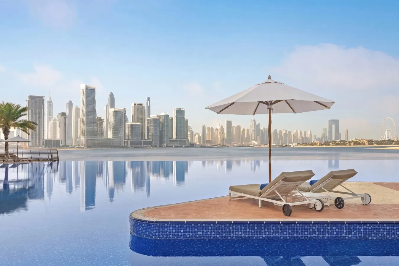 Palm Home next to Nakheel Mall w/ Private Beach 9