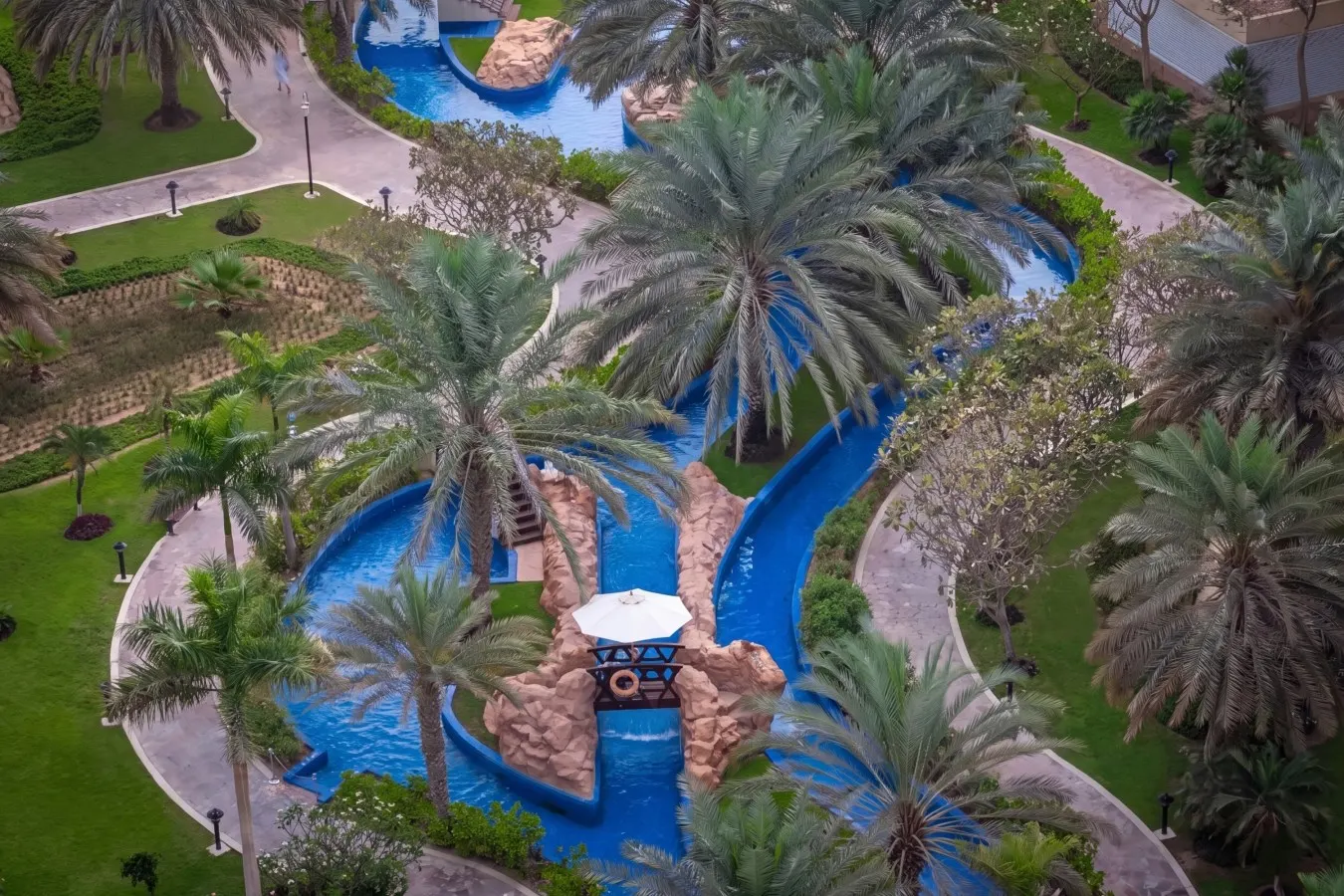 Palm Home next to Nakheel Mall w/ Private Beach 14