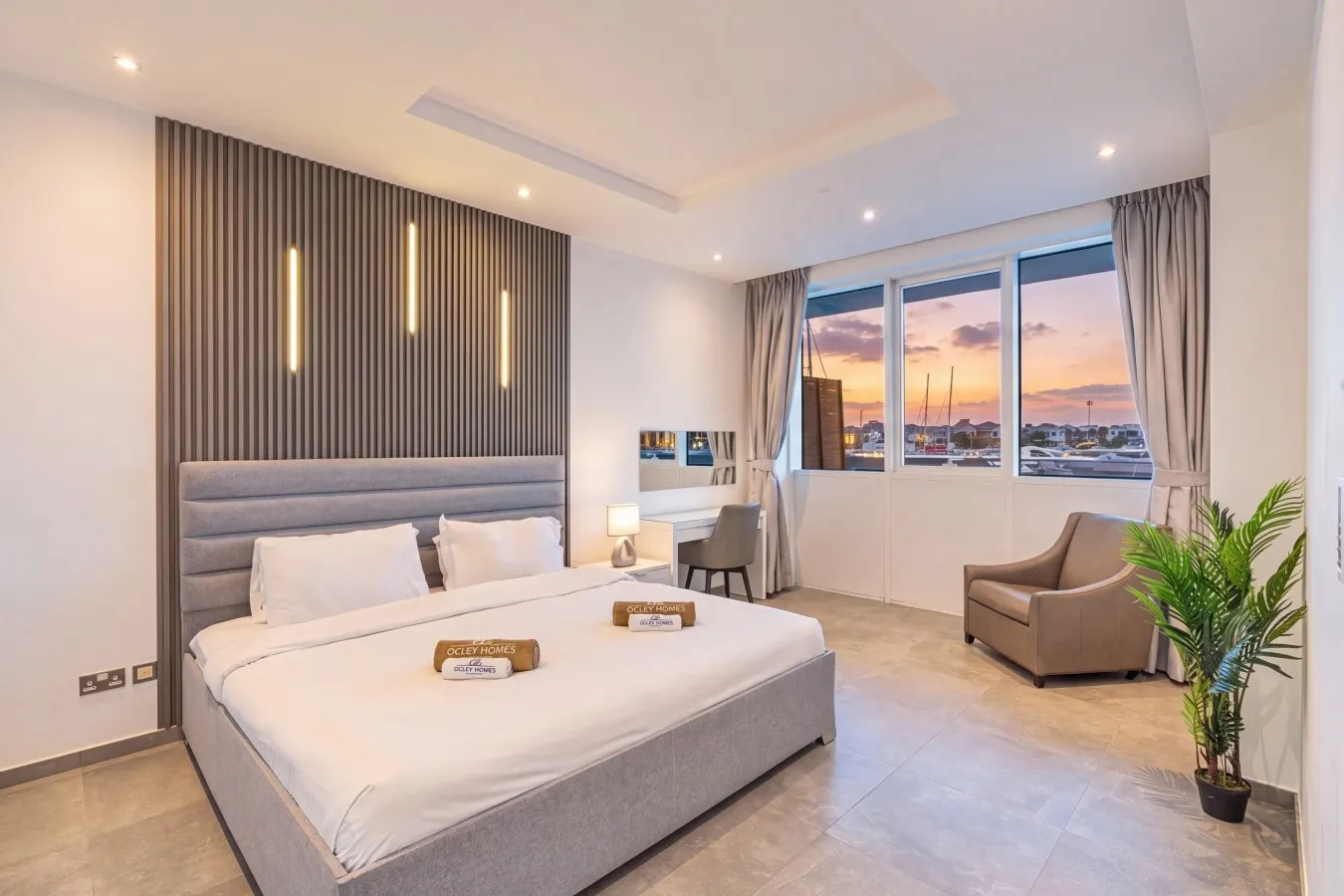 Palm Home next to Nakheel Mall w/ Private Beach 6