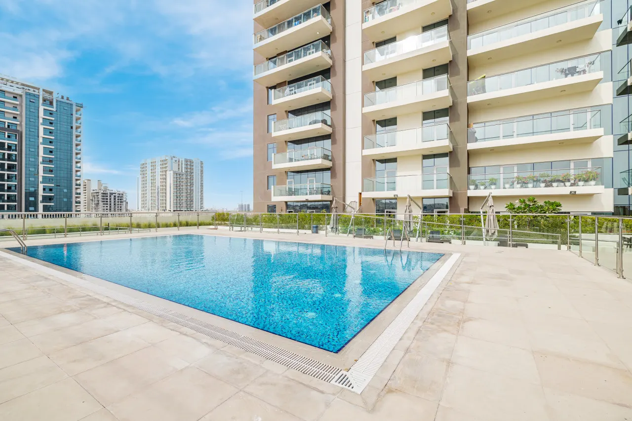 Elegant Home next to Metro Station in Al Furjan 15