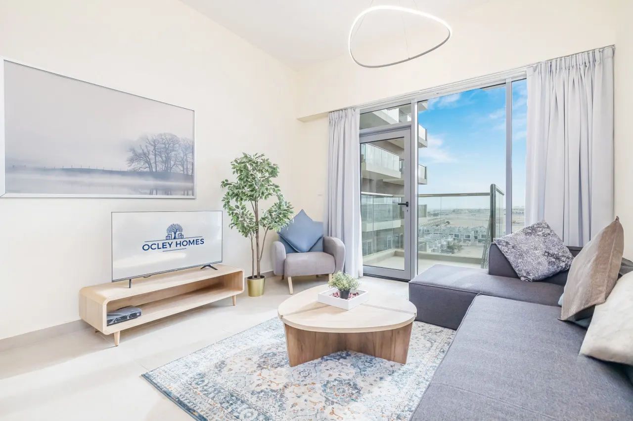 Elegant Home next to Metro Station in Al Furjan 8