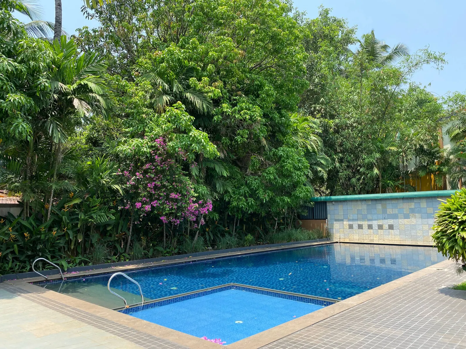101 Flamingo by Nirvana Abode 15