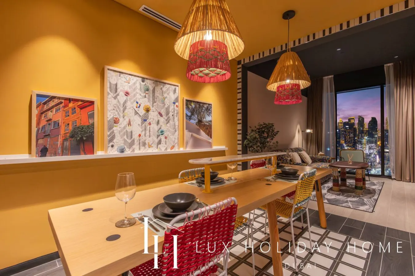LUX The Five Star Modern Suite 18