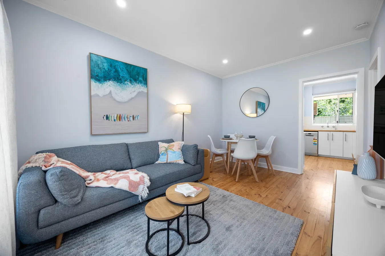 Brighton Breeze Retreat—Idyllic Beachside Stay