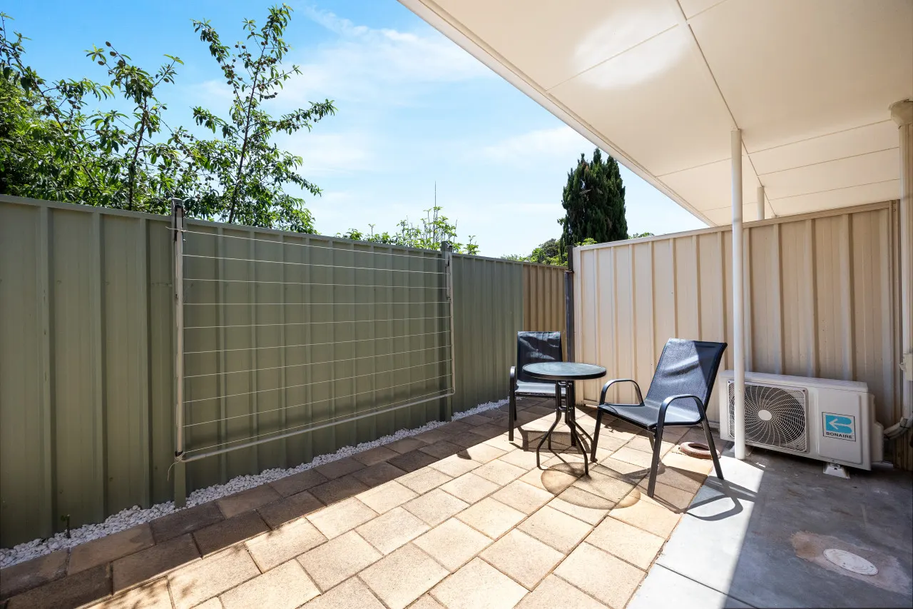 Brighton Breeze Retreat—Idyllic Beachside Stay 2