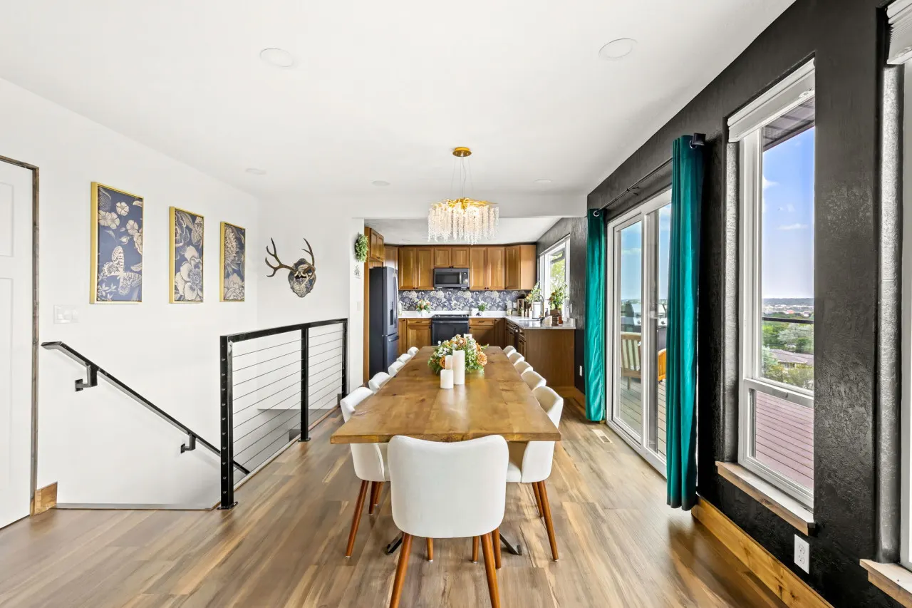 Premier Montana Retreat | River + Mountain Views | W & R — photo 4