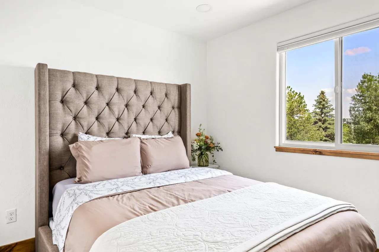 Premier Montana Retreat River + Mountain Views W & R 7