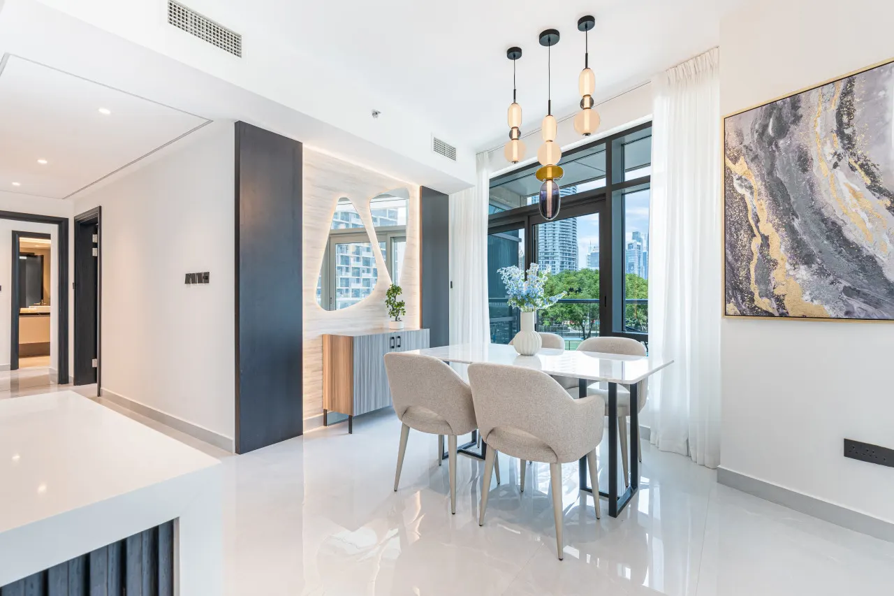 Elegant & Cozy 2BR Home in the Heart of Downtown 10