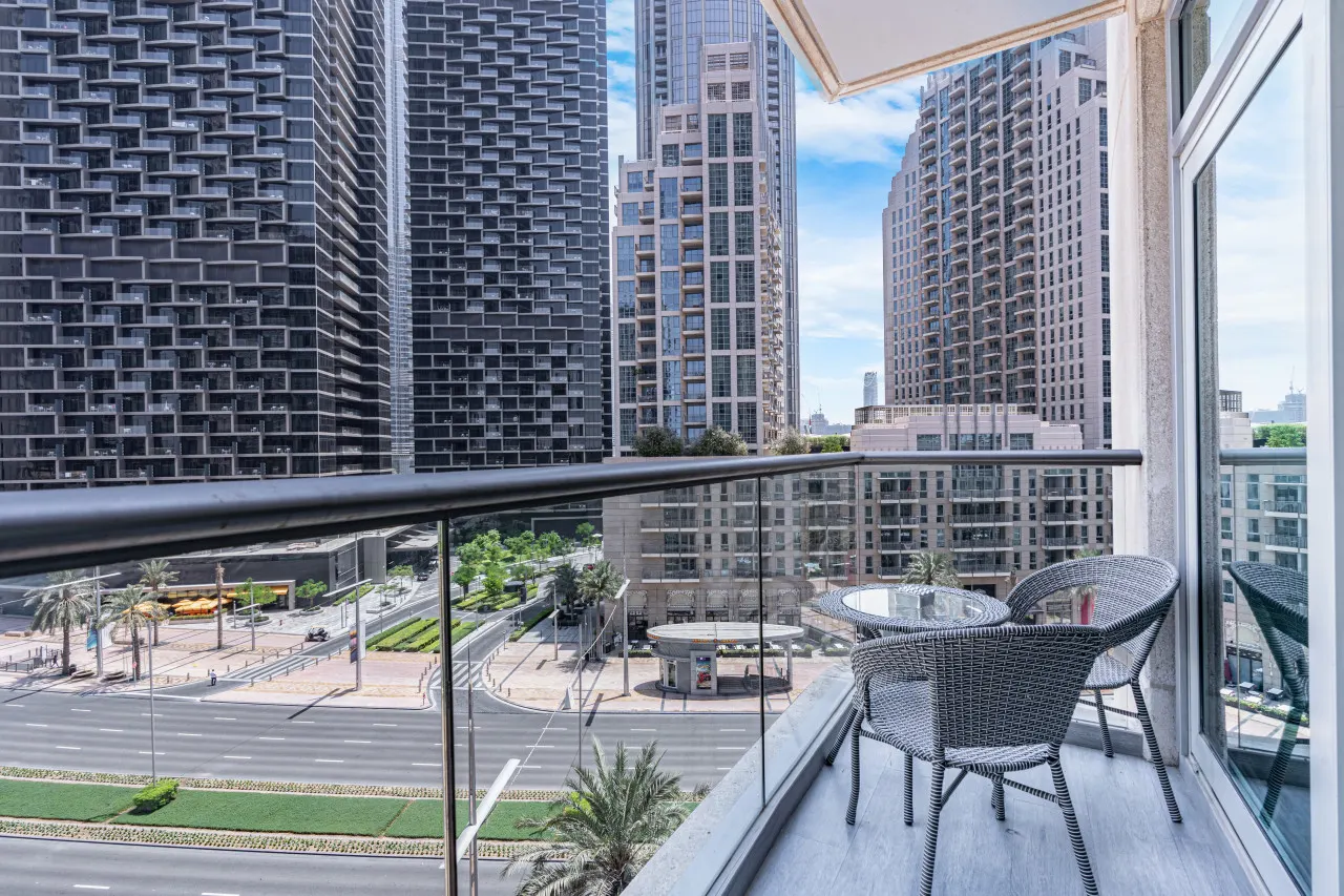 Elegant & Cozy 2BR Home in the Heart of Downtown 15