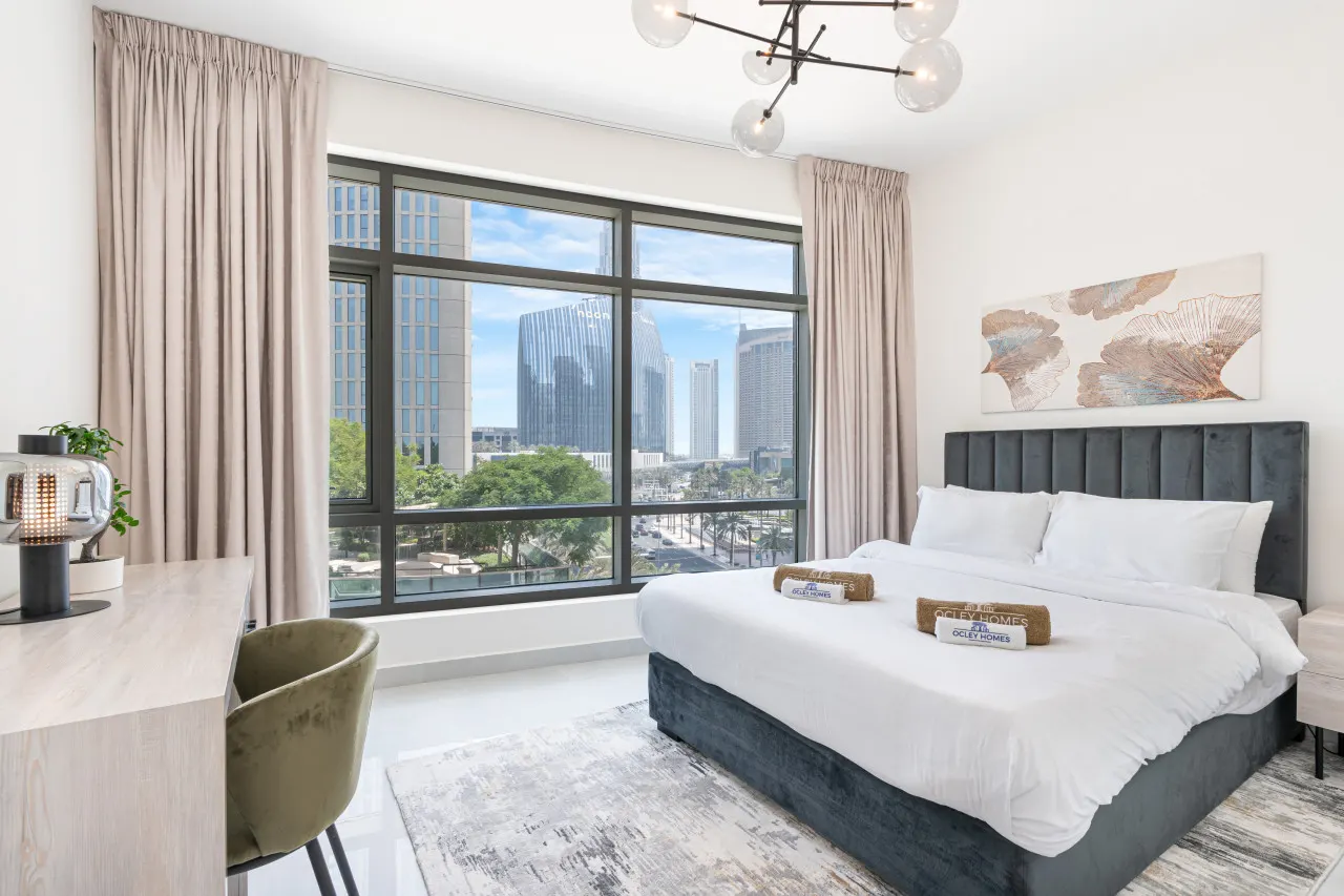 Elegant & Cozy 2BR Home in the Heart of Downtown 16