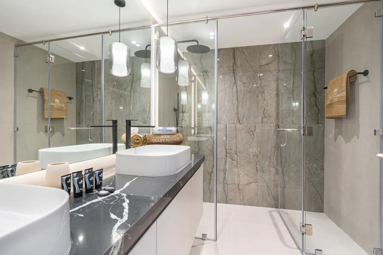 Elegant & Cozy 2BR Home in the Heart of Downtown 3