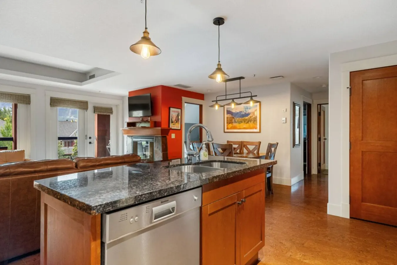 Gorgeous 2 Bedroom Mountain View 13
