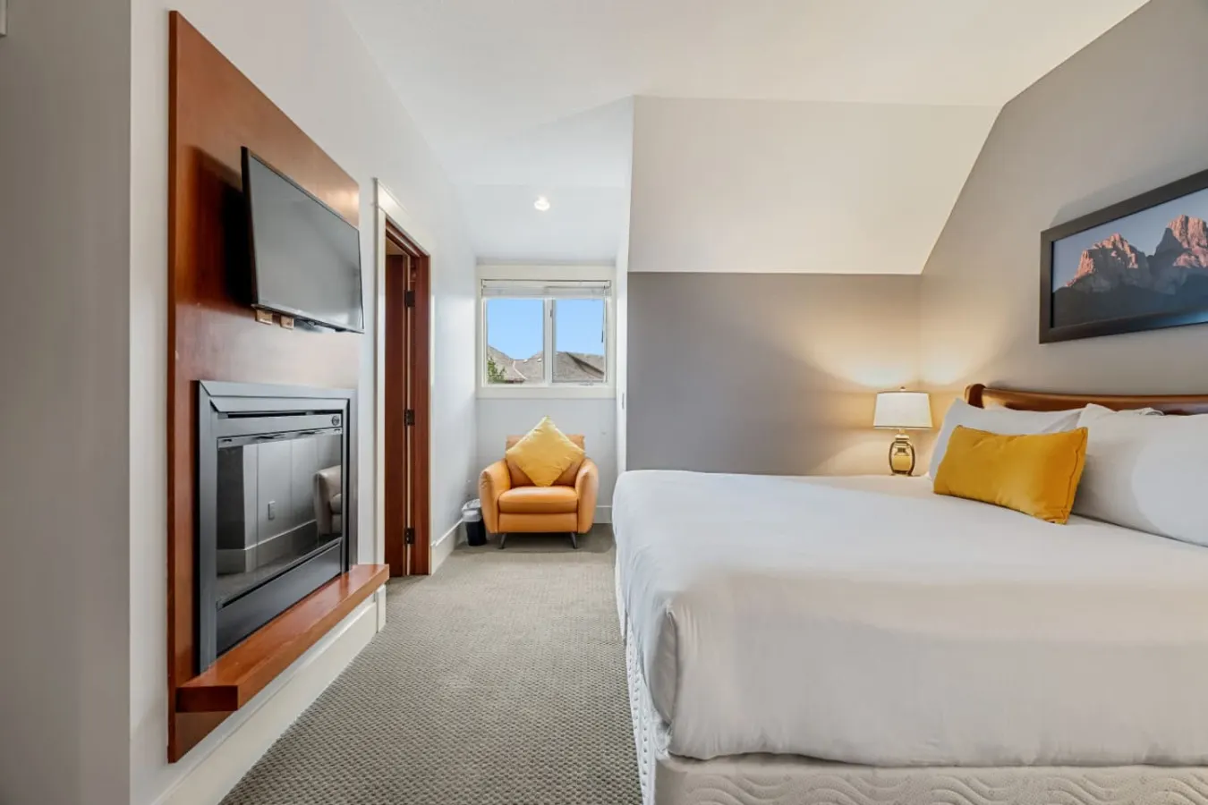 Gorgeous 2 Bedroom Mountain View 5